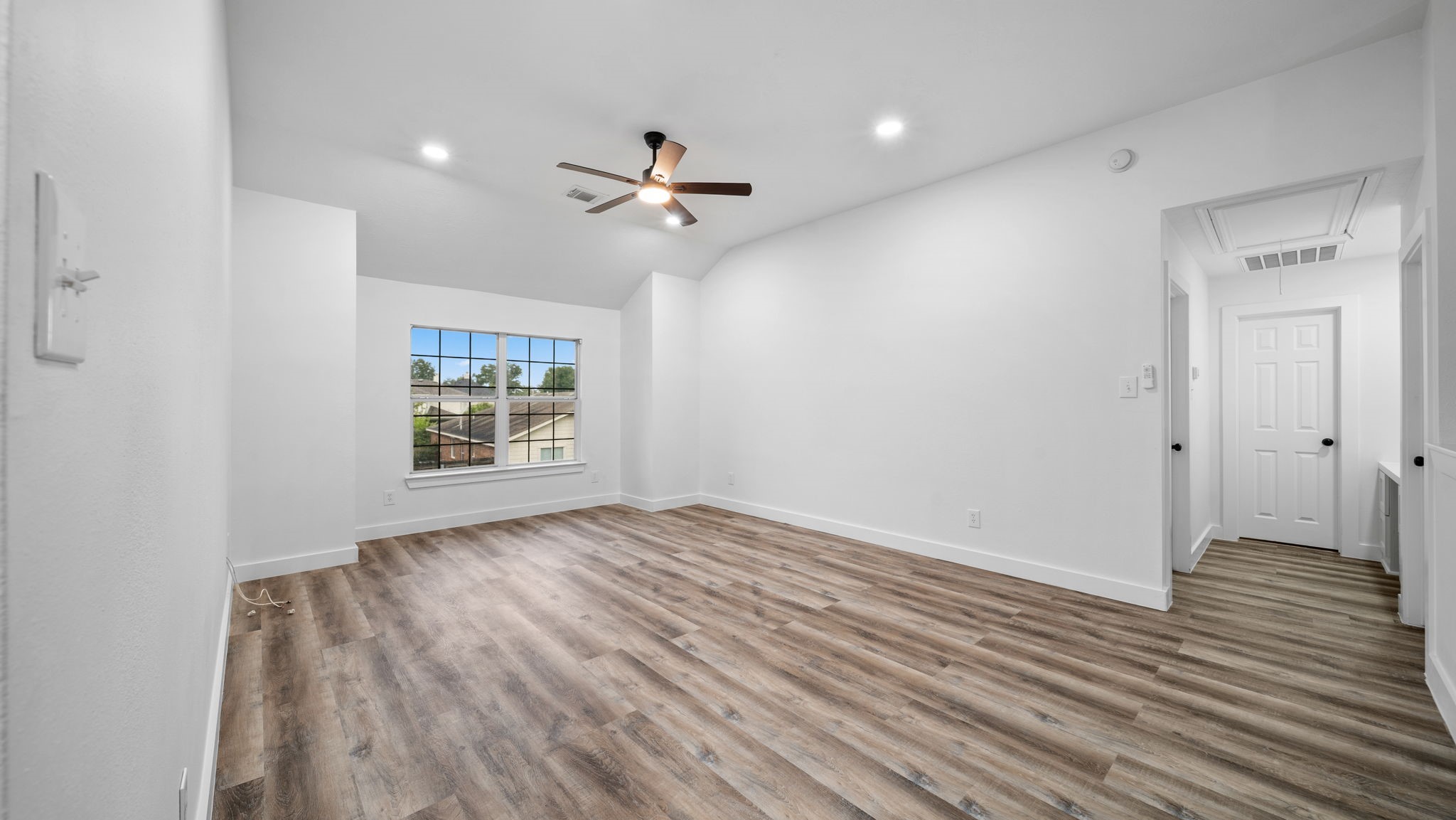 16007 Makayla Drive Property Photo 18