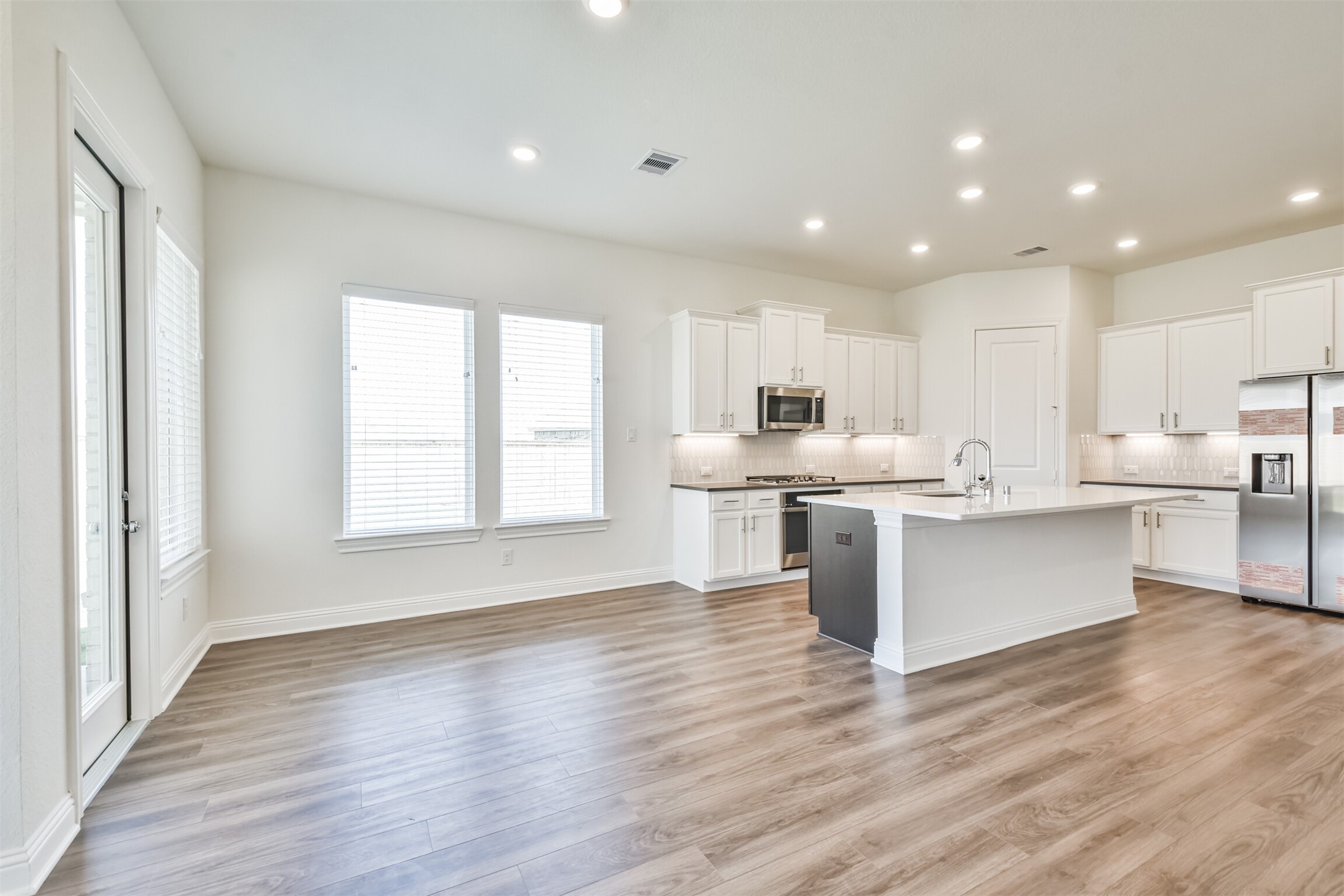 10818 Carolina Willow Ct Property Photo 6