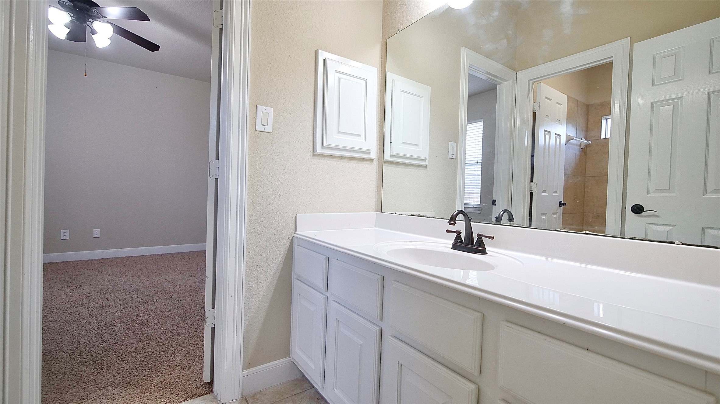 8303 Crescent Knolls Drive Property Photo 36