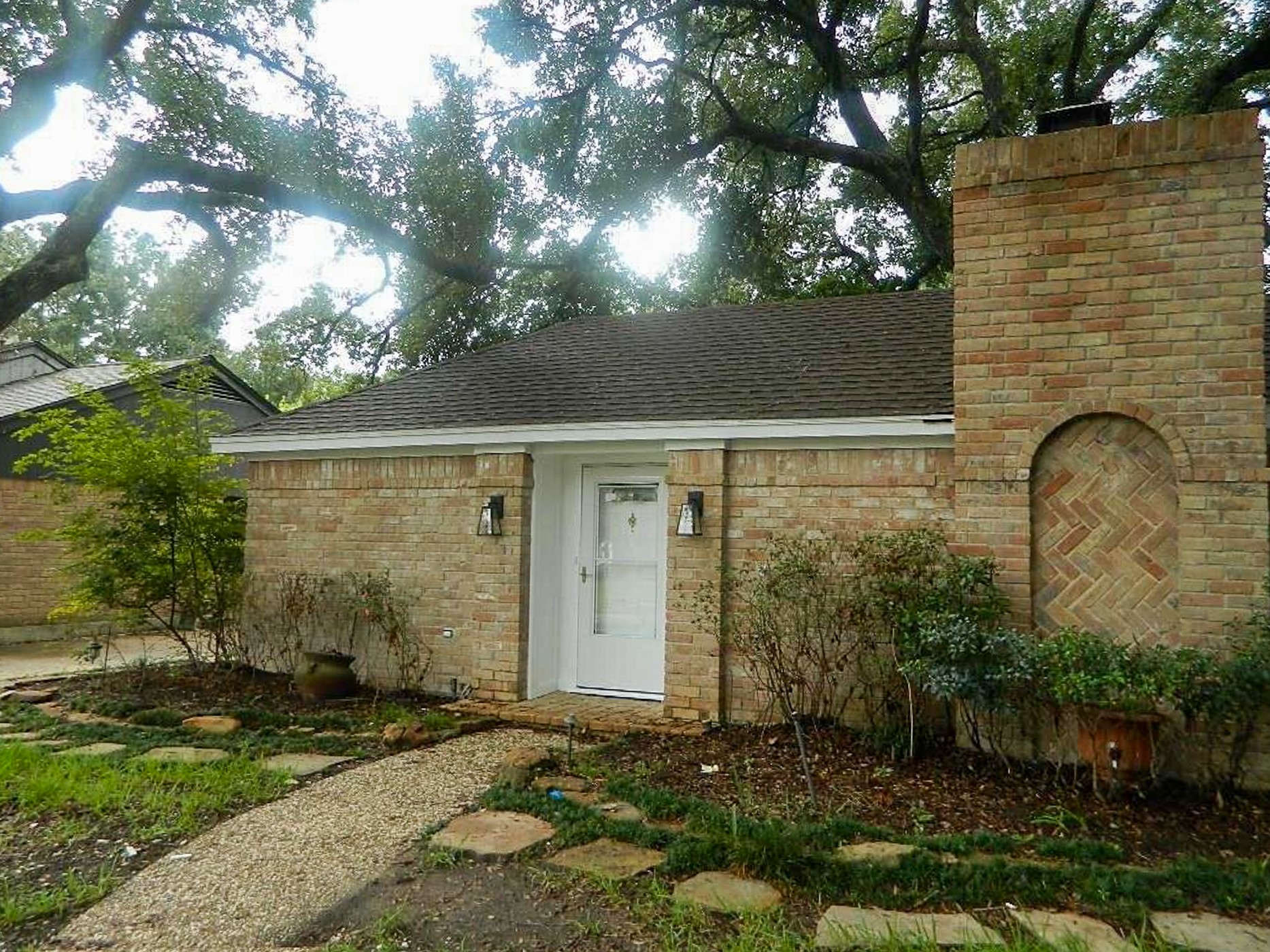 15835 Pine Mountain Drive Property Photo 1