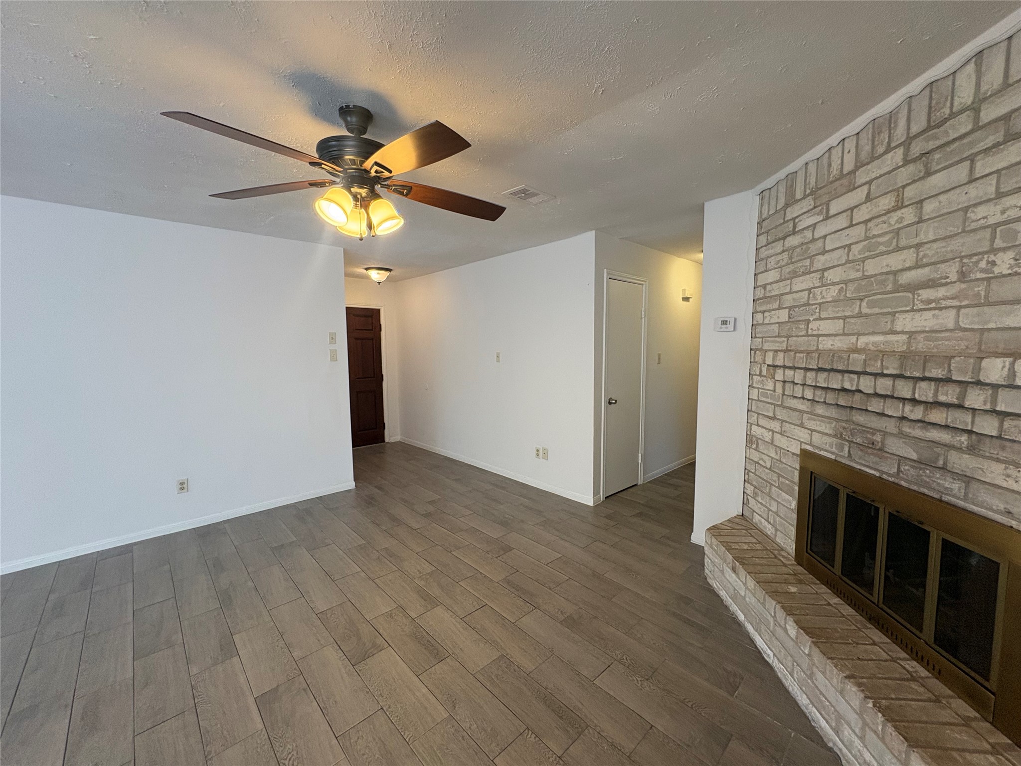 2502 Marble Falls Drive Property Photo 5