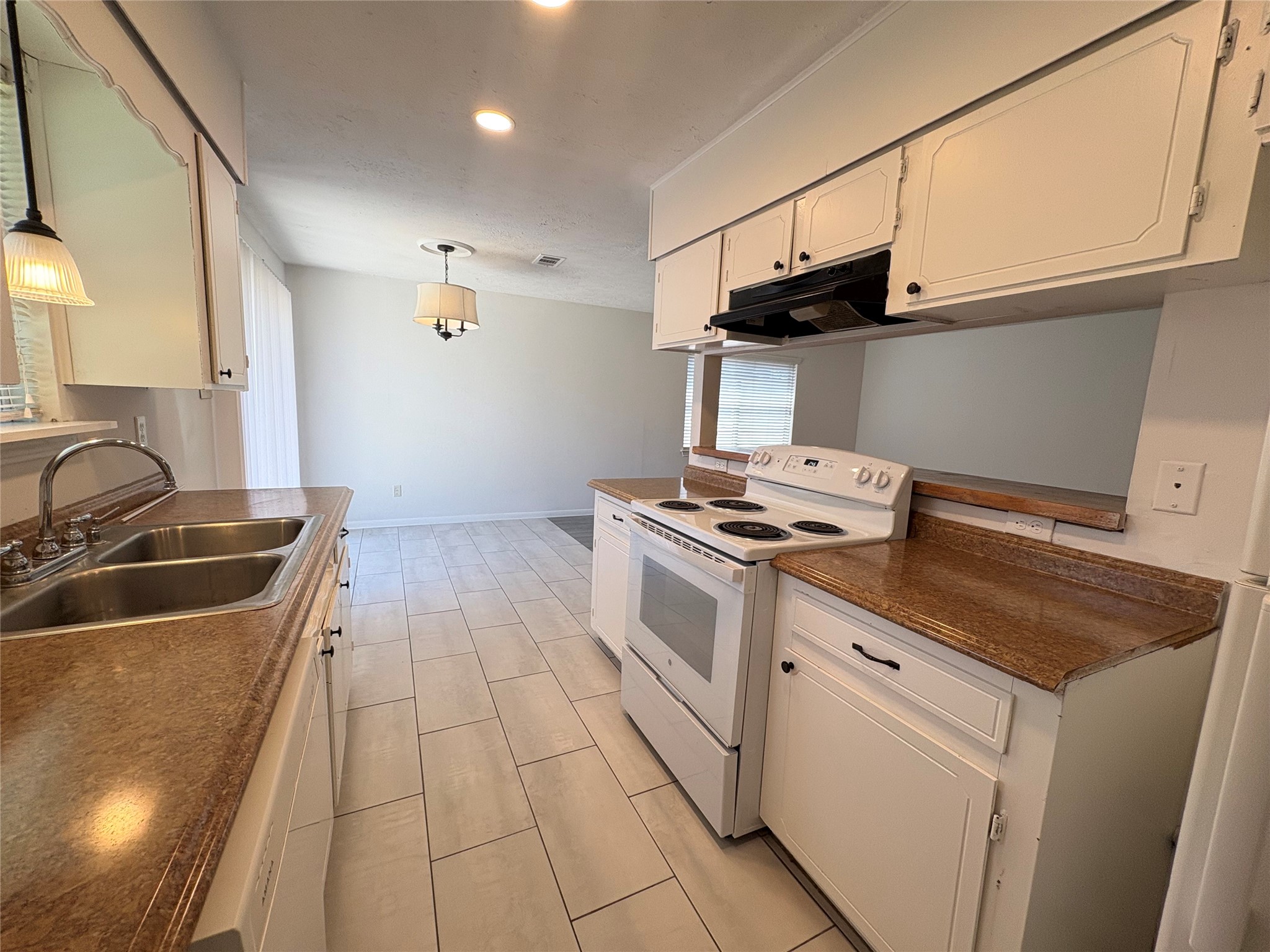 2502 Marble Falls Drive Property Photo 8