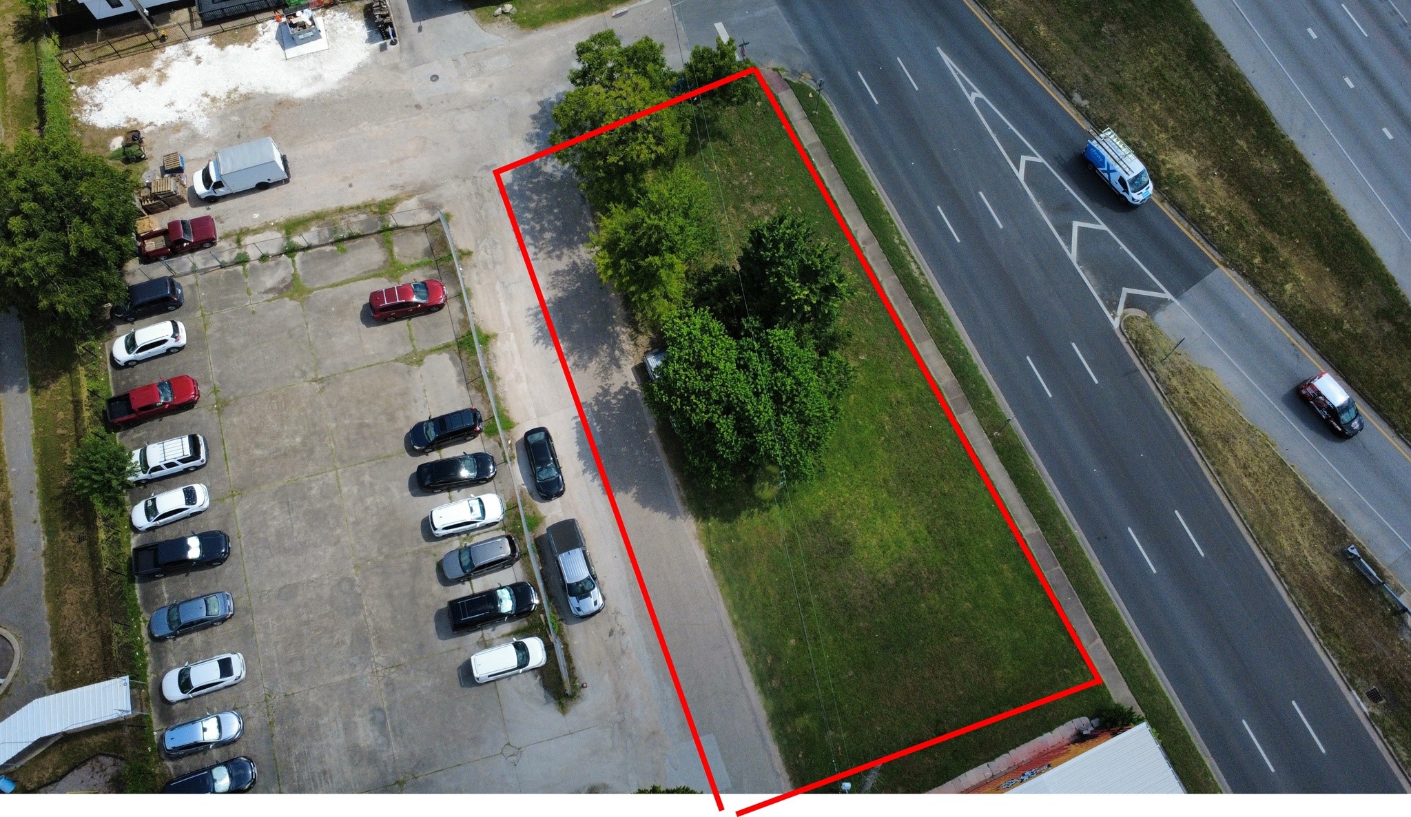0 North Freeway Property Photo 1