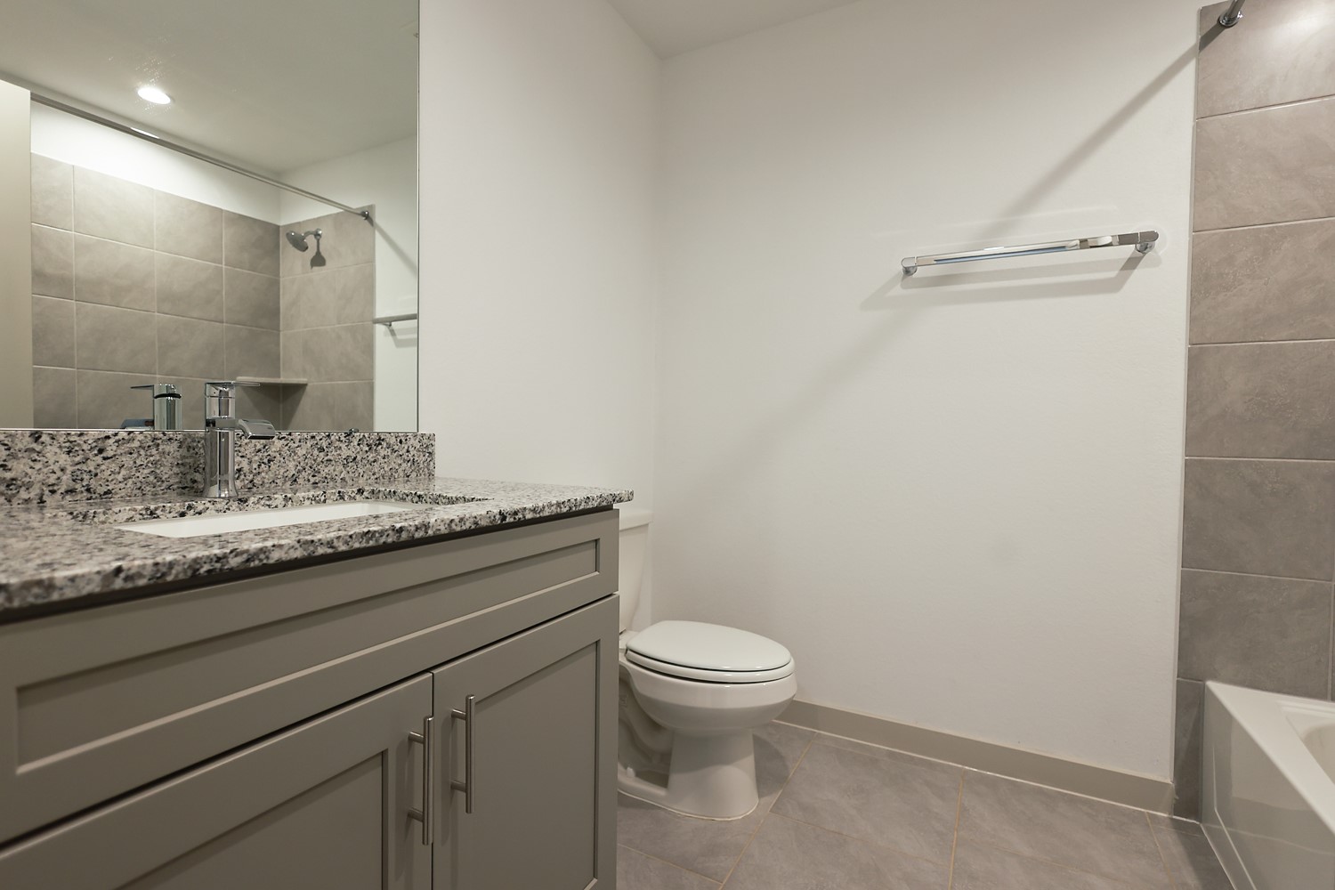 5034 Pine Haven Lane Property Photo 14