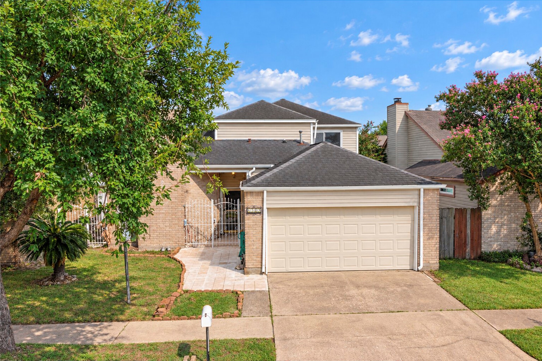 6519 Briar Terrace Drive Property Photo 1