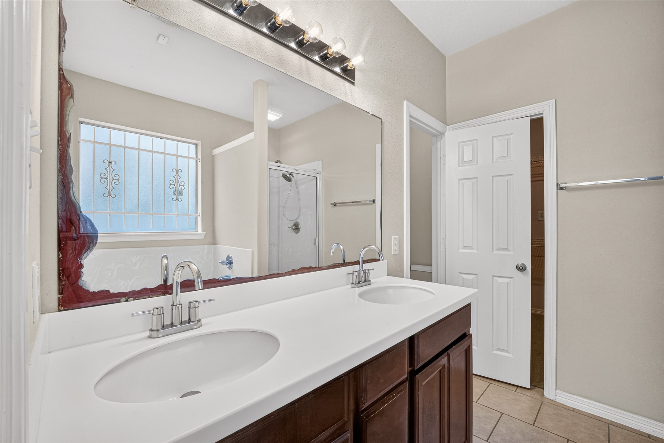 4022 Regal Stone Lane Property Photo 29