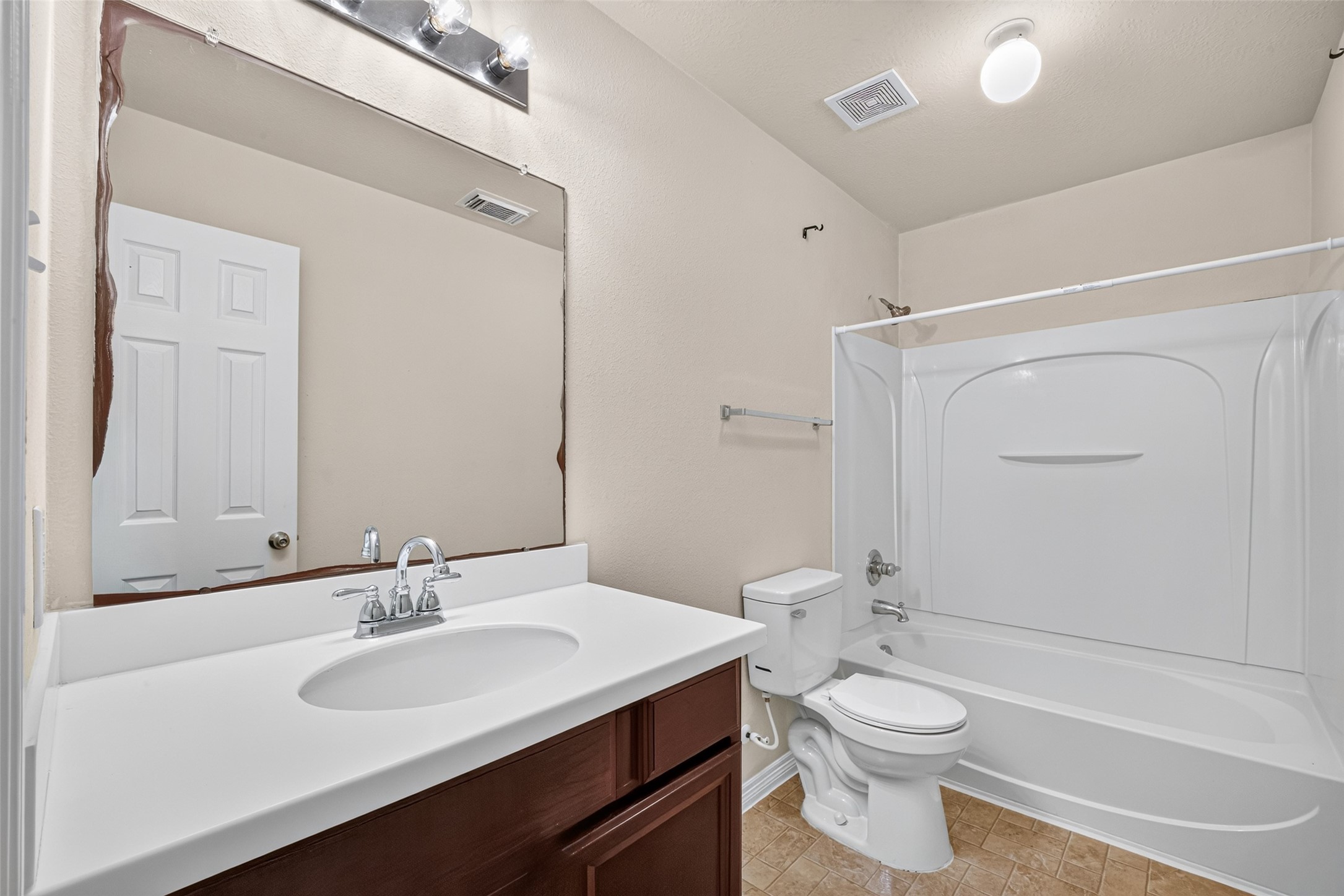 4022 Regal Stone Lane Property Photo 35