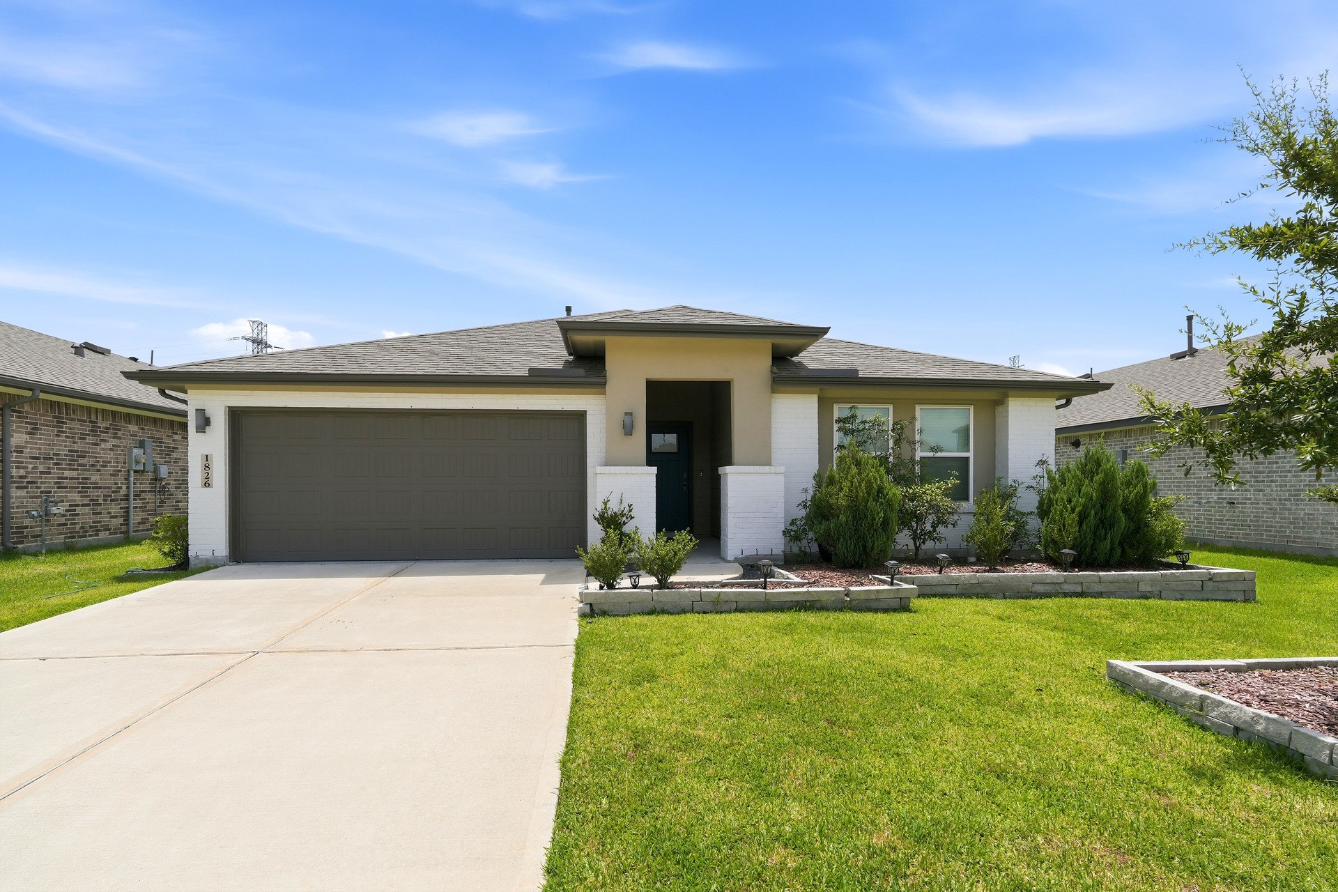 1826 Plantation Place Property Photo 1