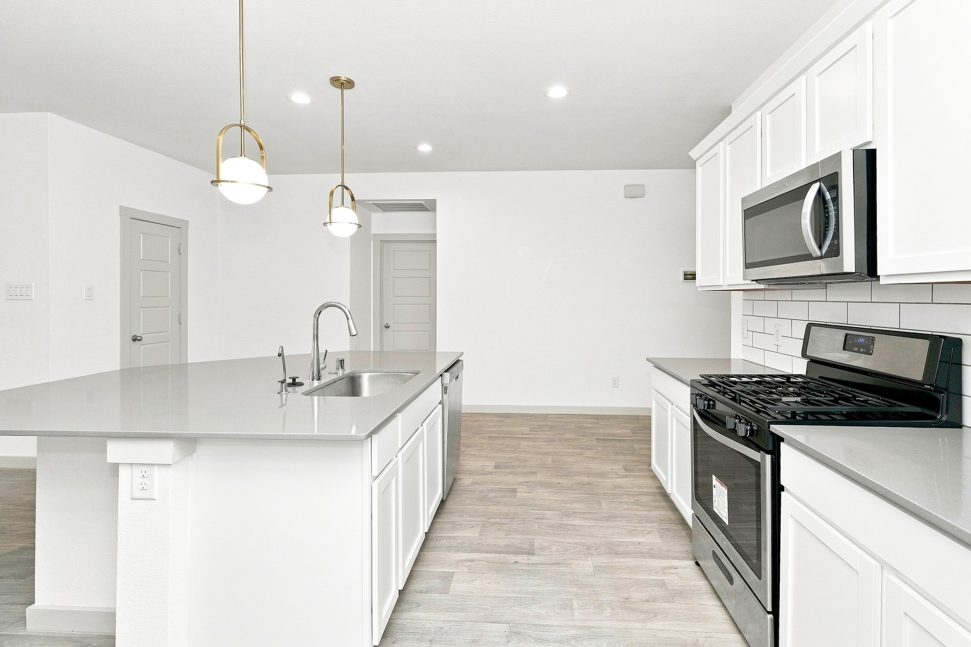 1826 Plantation Place Property Photo 7