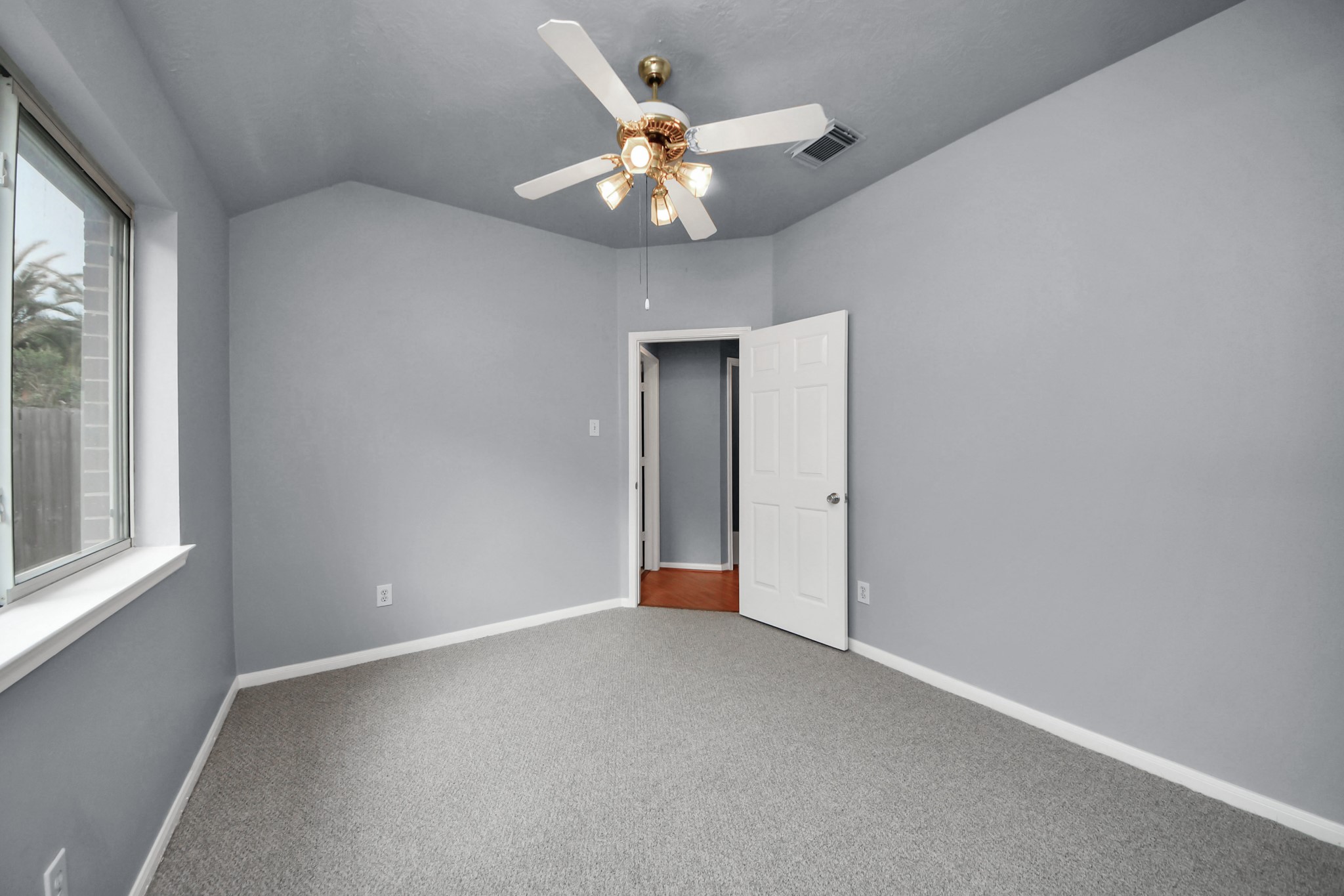 9711 Andrews Lane Property Photo 37