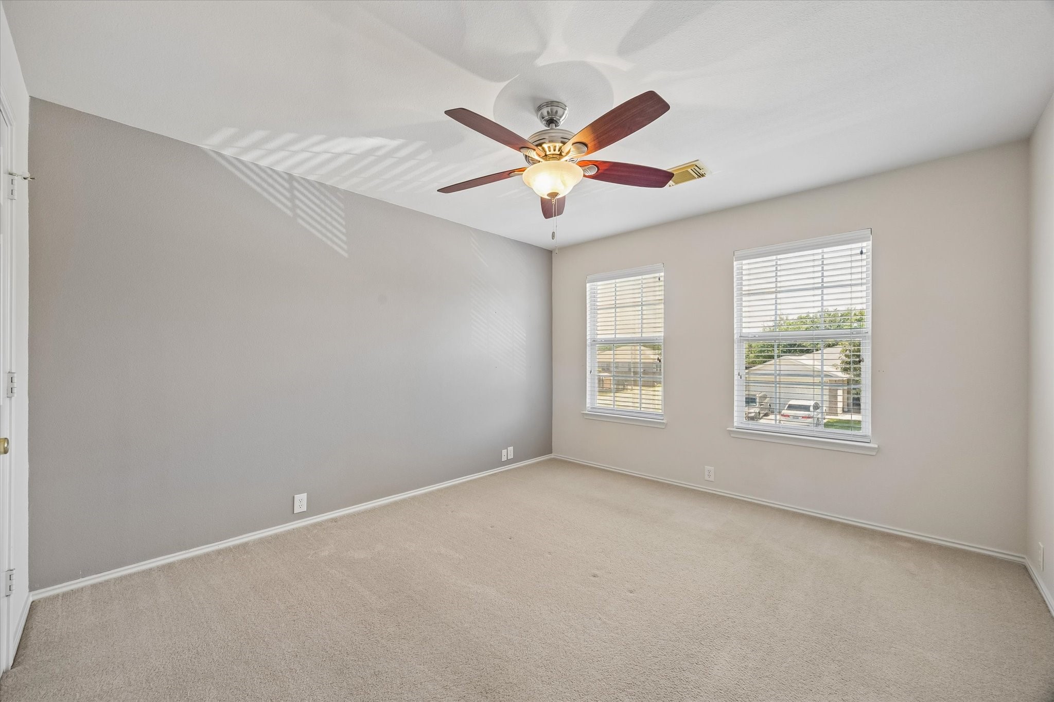 6607 Chasethorn Drive Property Photo 14