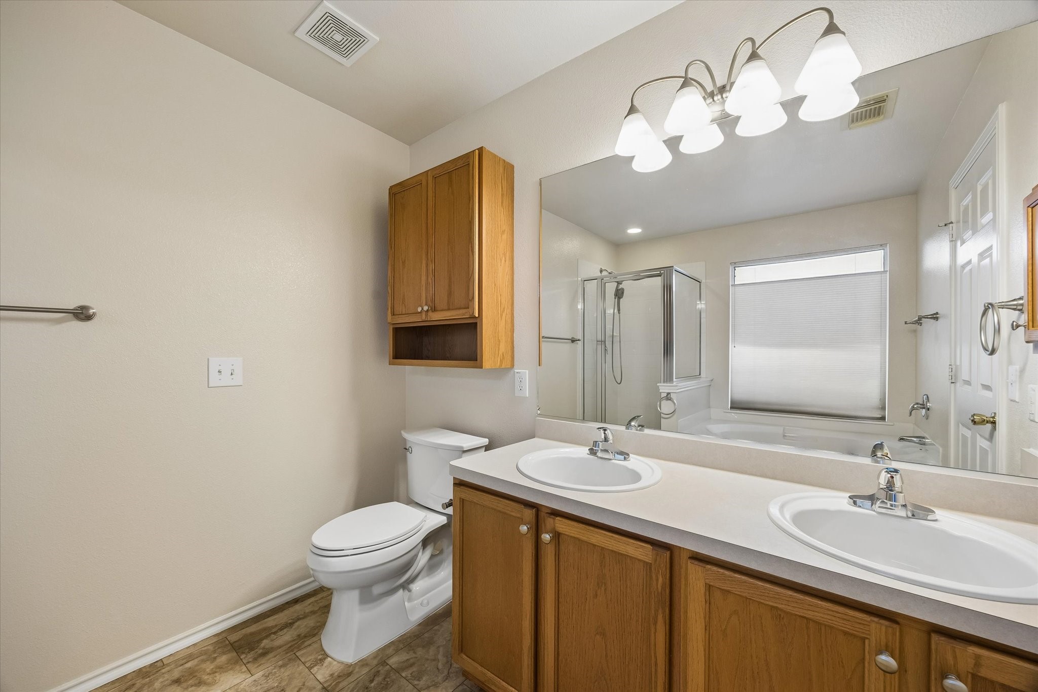 6607 Chasethorn Drive Property Photo 18