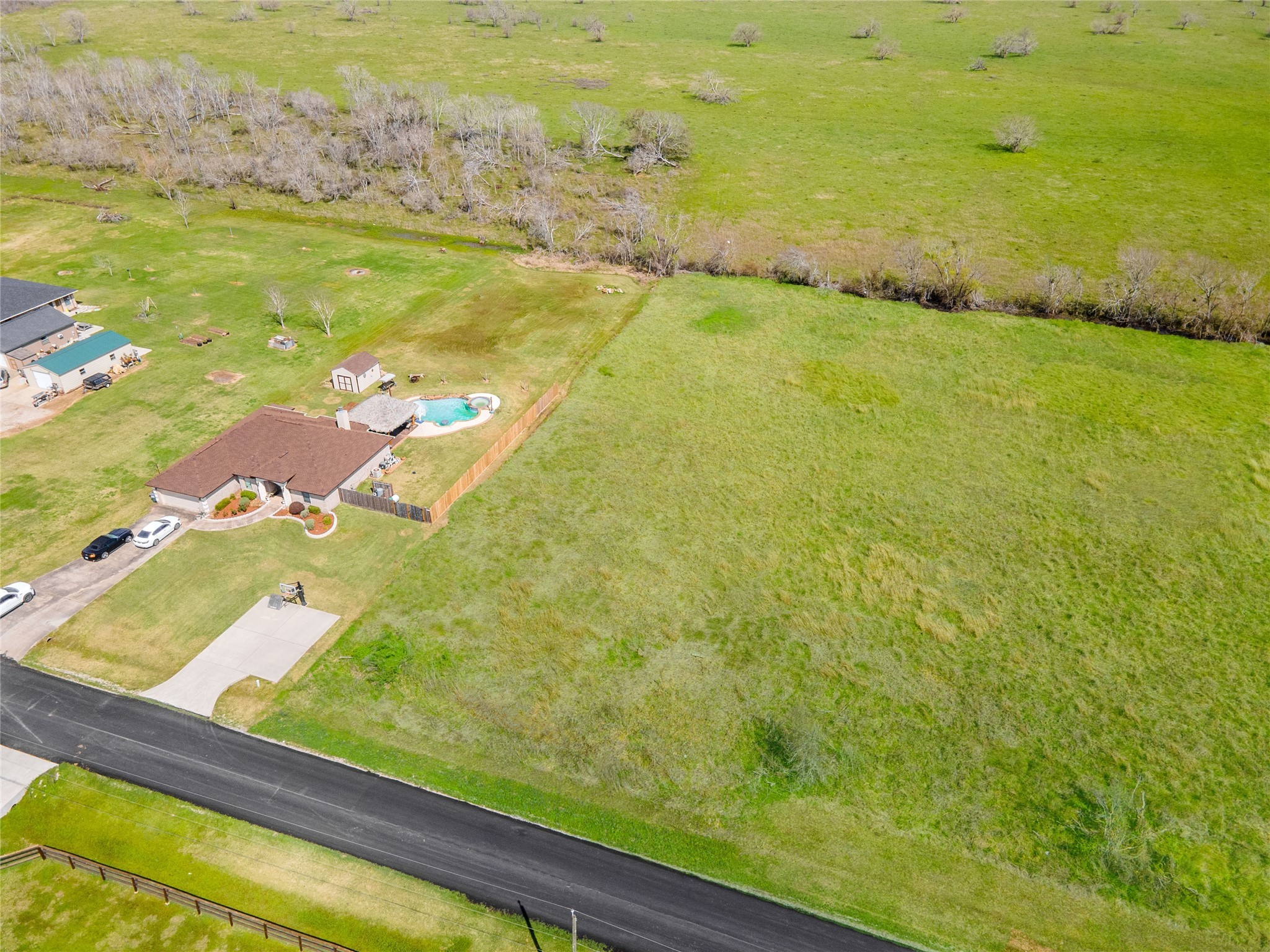 0 Cr-405 Property Photo 3