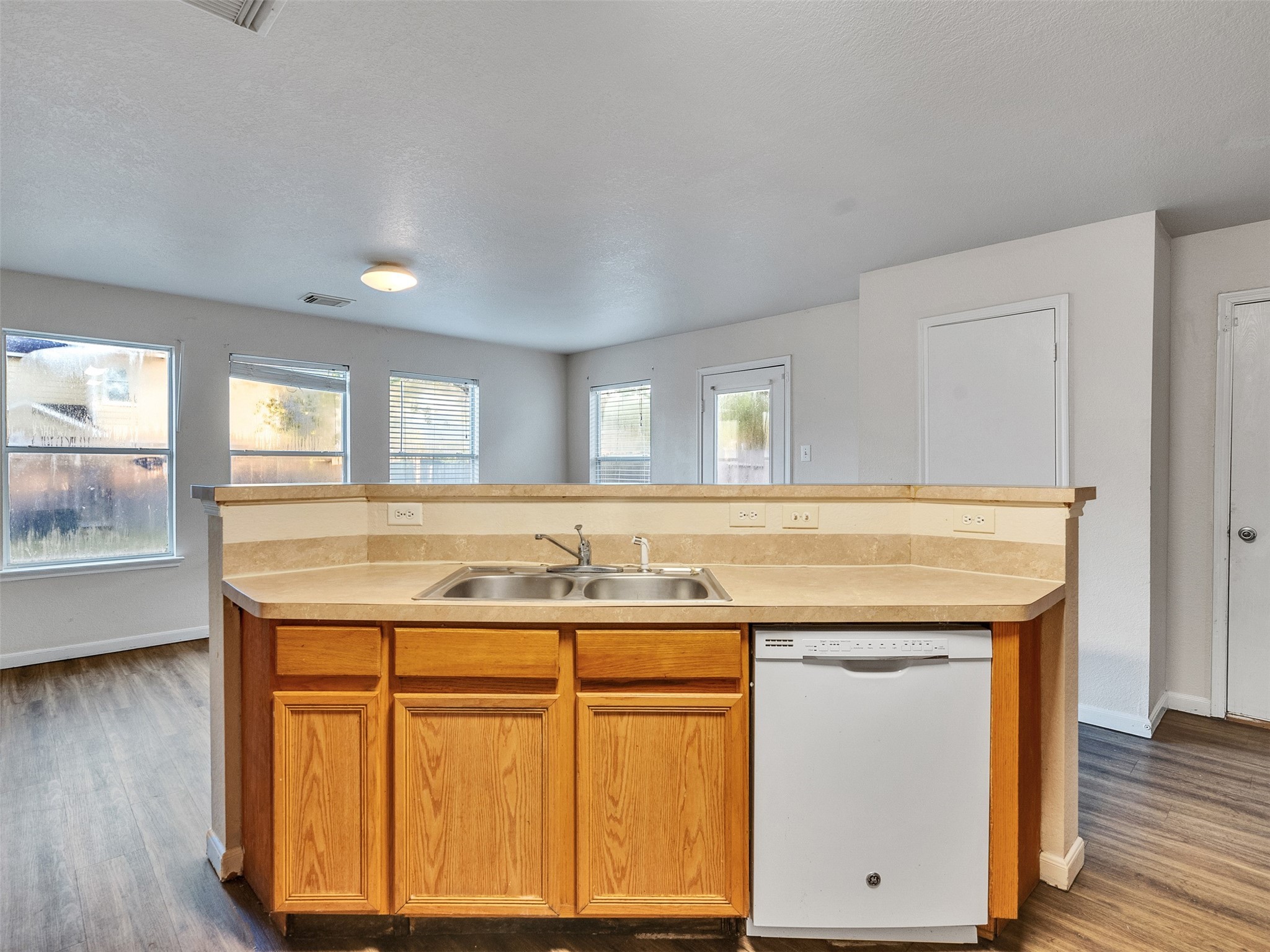 8131 Chancewood Lane Property Photo 17