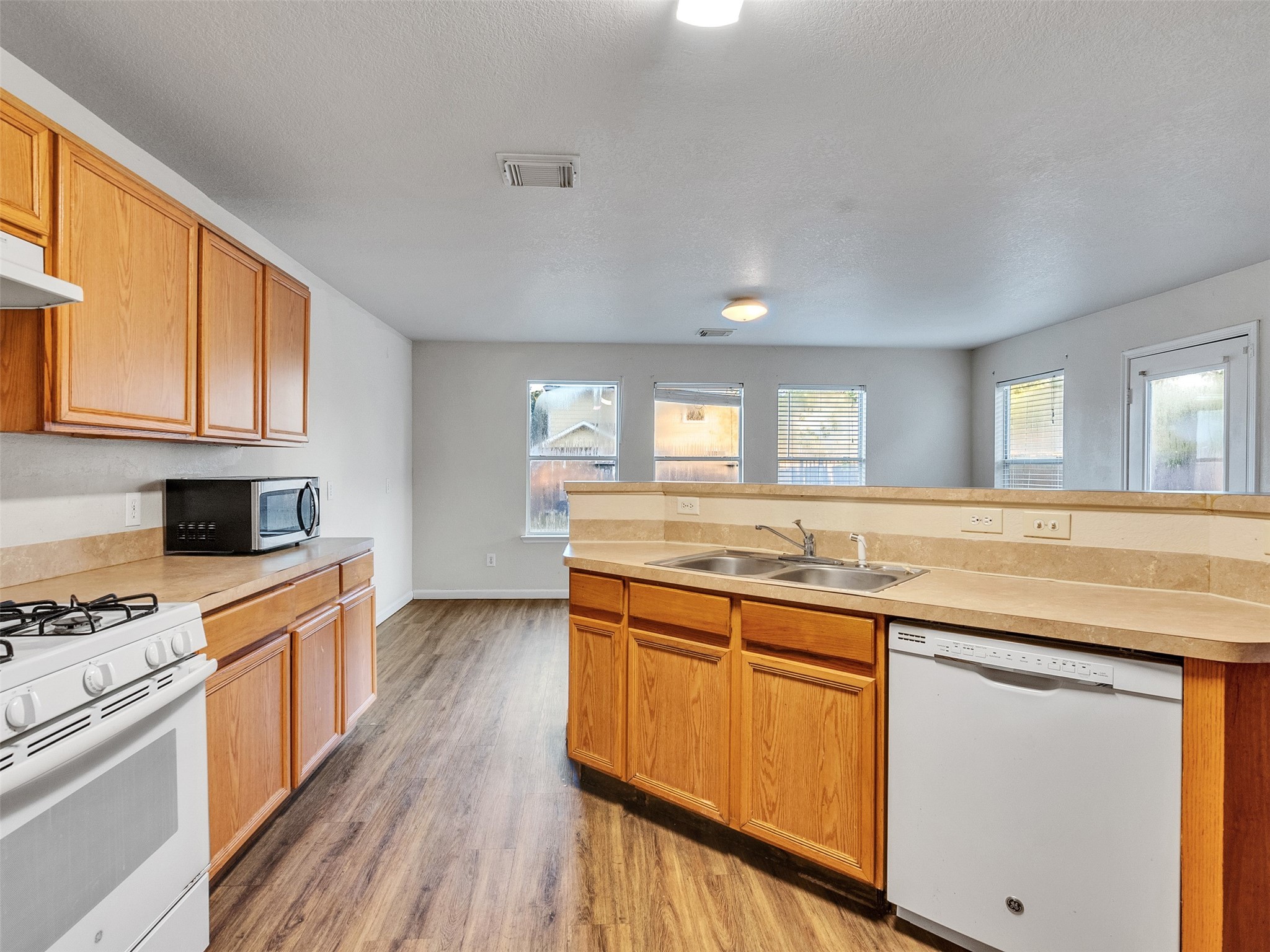 8131 Chancewood Lane Property Photo 18