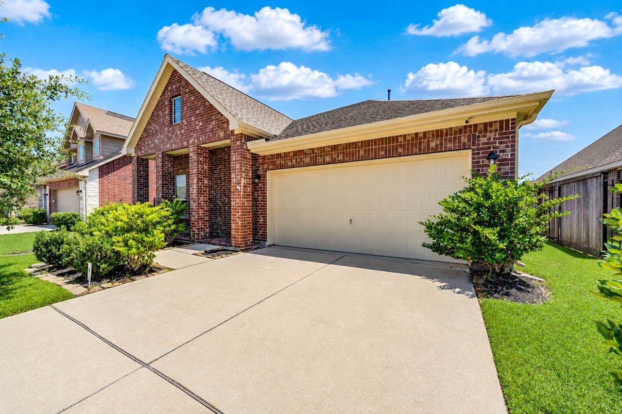 3727 Venosa Court Property Photo 6