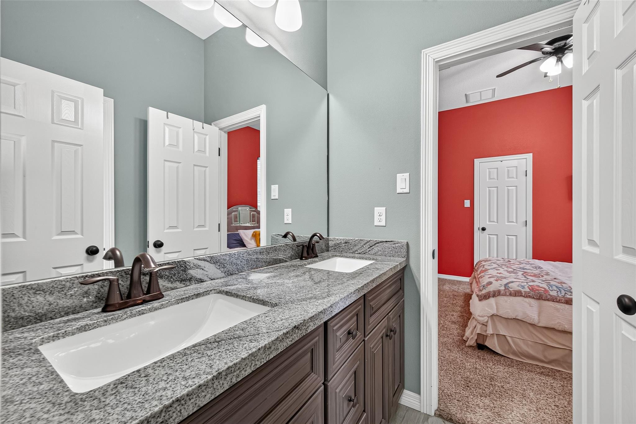 2926 Horse Trail Drive, Rosharon Tx 77583 Property Photo 34