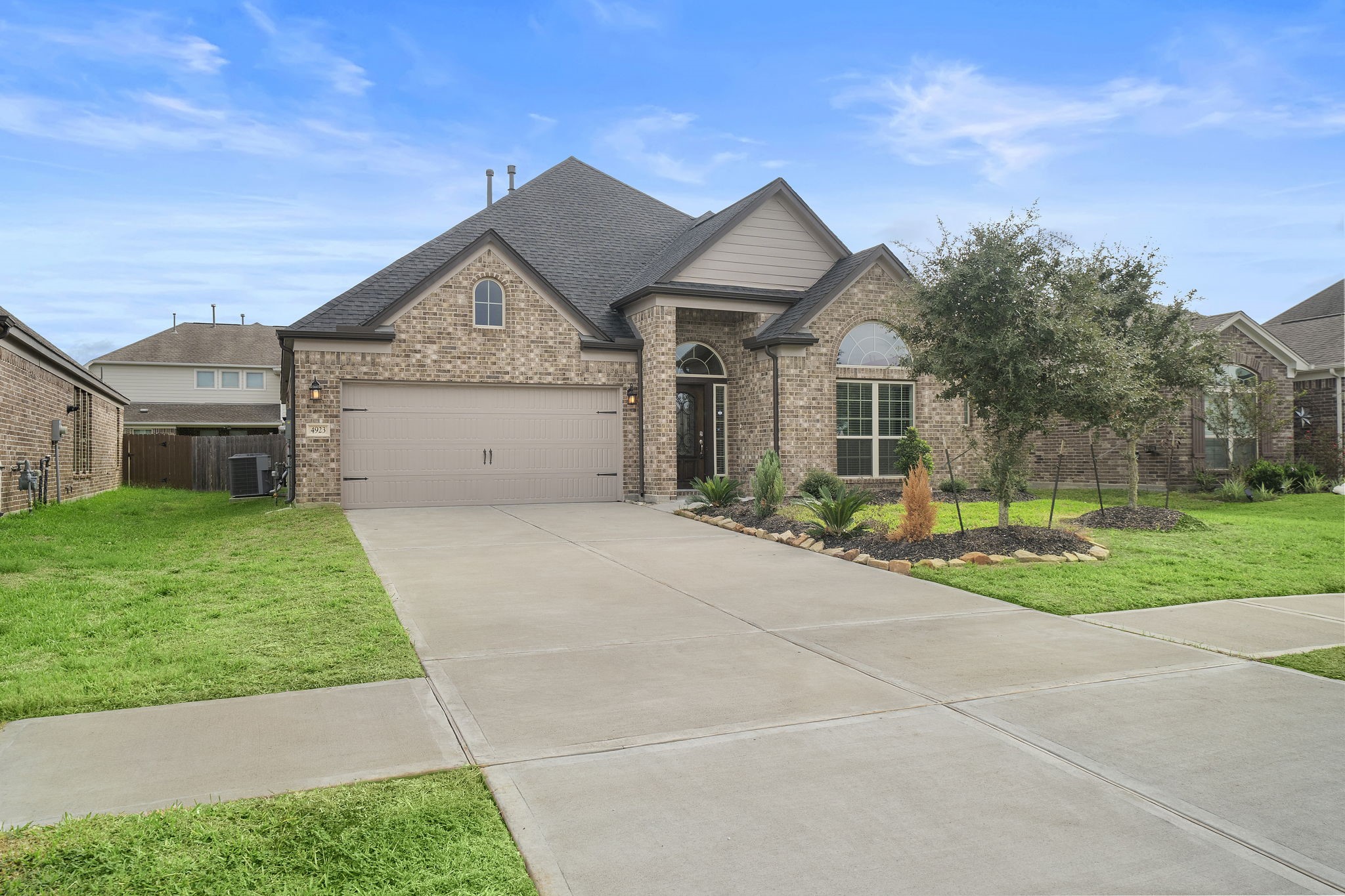4923 Windy Poplar Trl Trail Property Photo 1