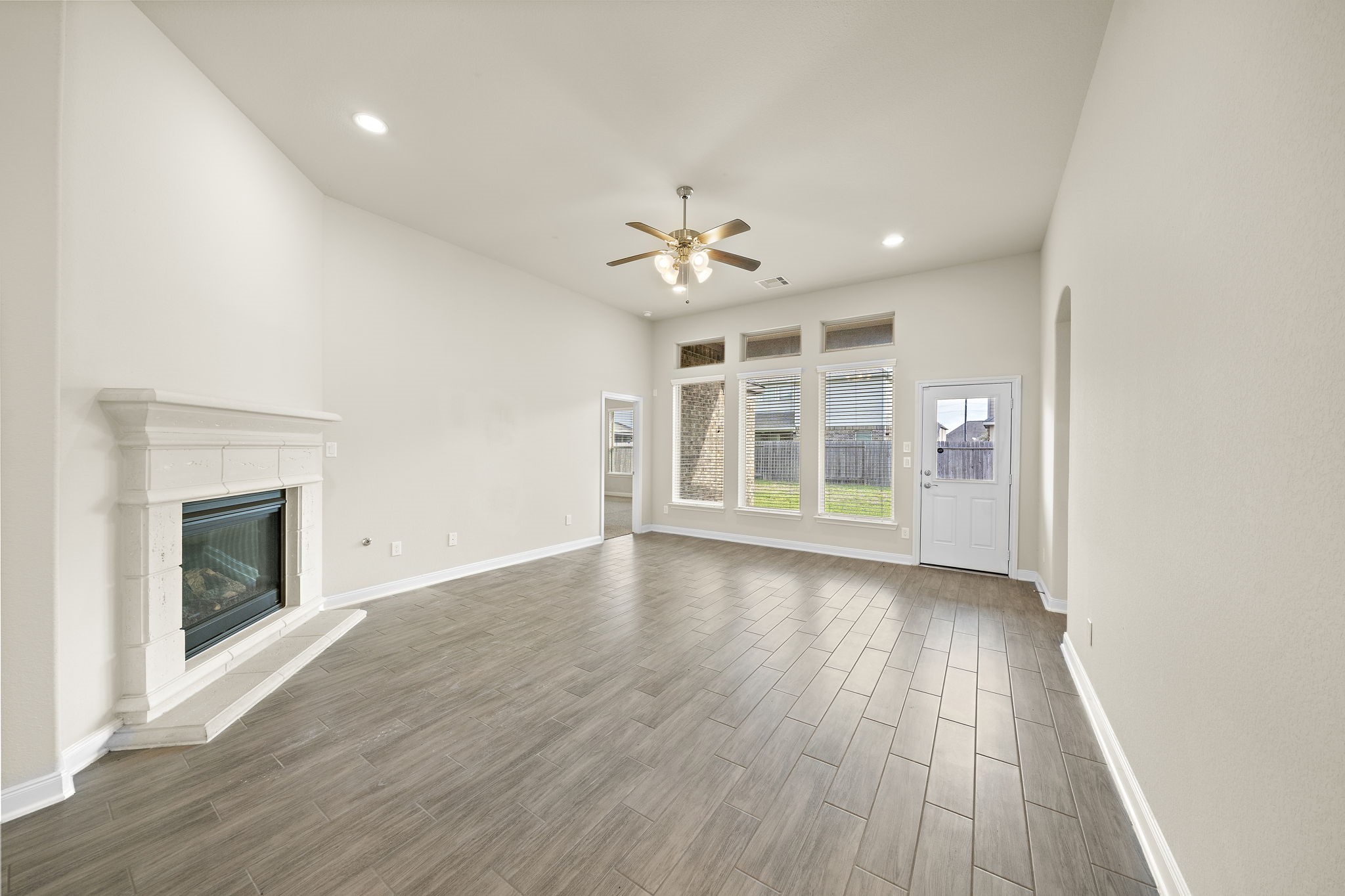 4923 Windy Poplar Trl Trail Property Photo 8