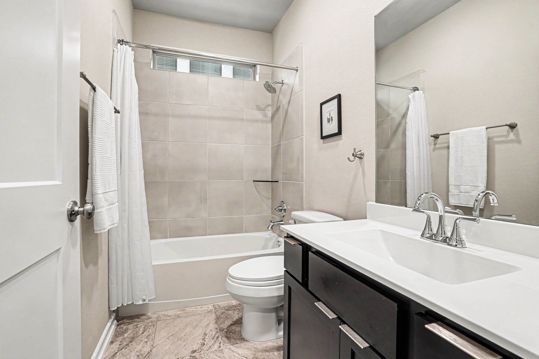 11818 California Sister Drive Property Photo 8