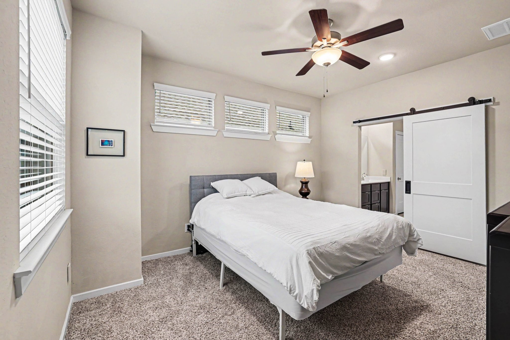 11818 California Sister Drive Property Photo 20