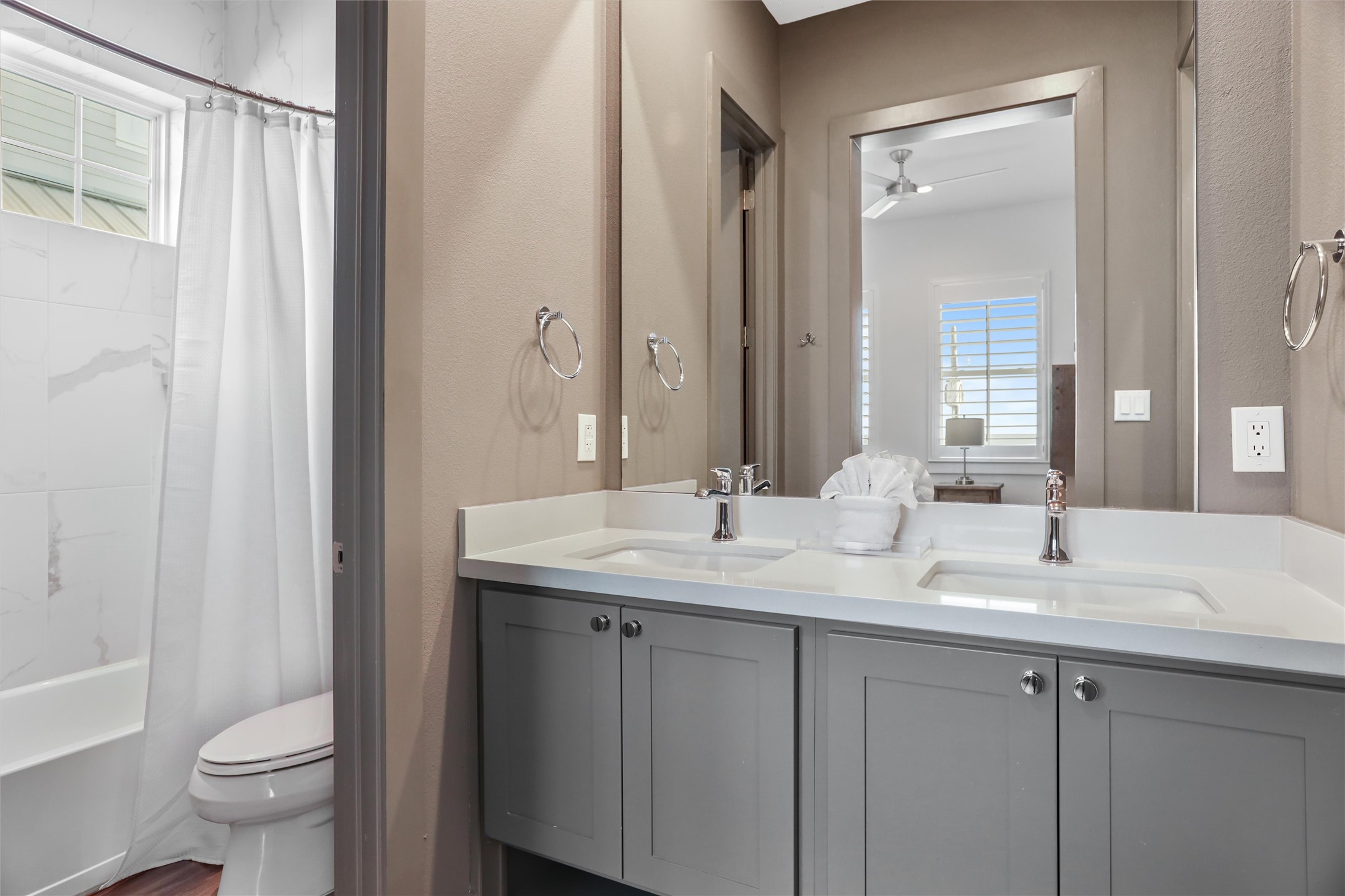 26823 Bay Water Drive Property Photo 37