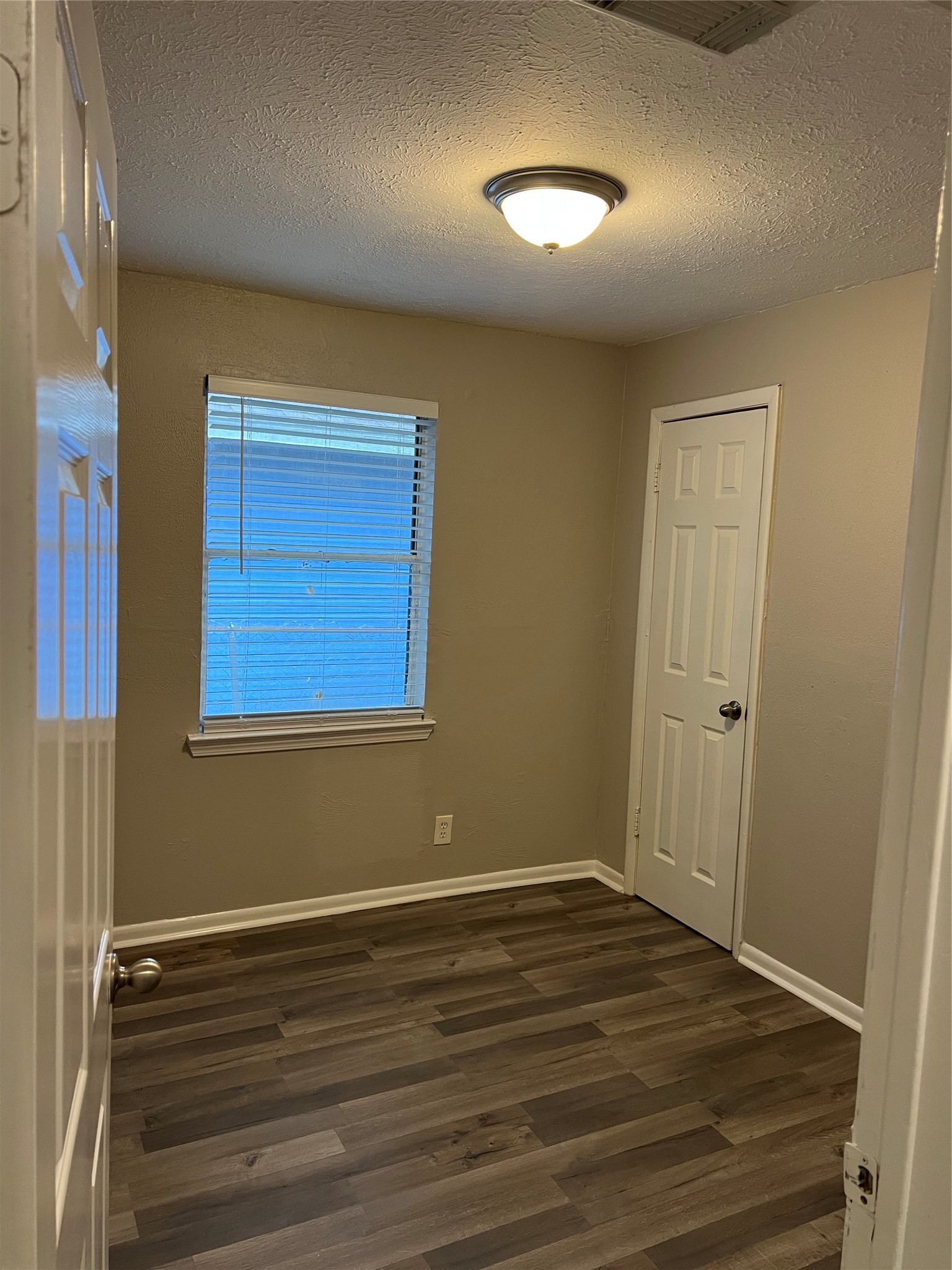 9505 Everglade Drive Property Photo 19