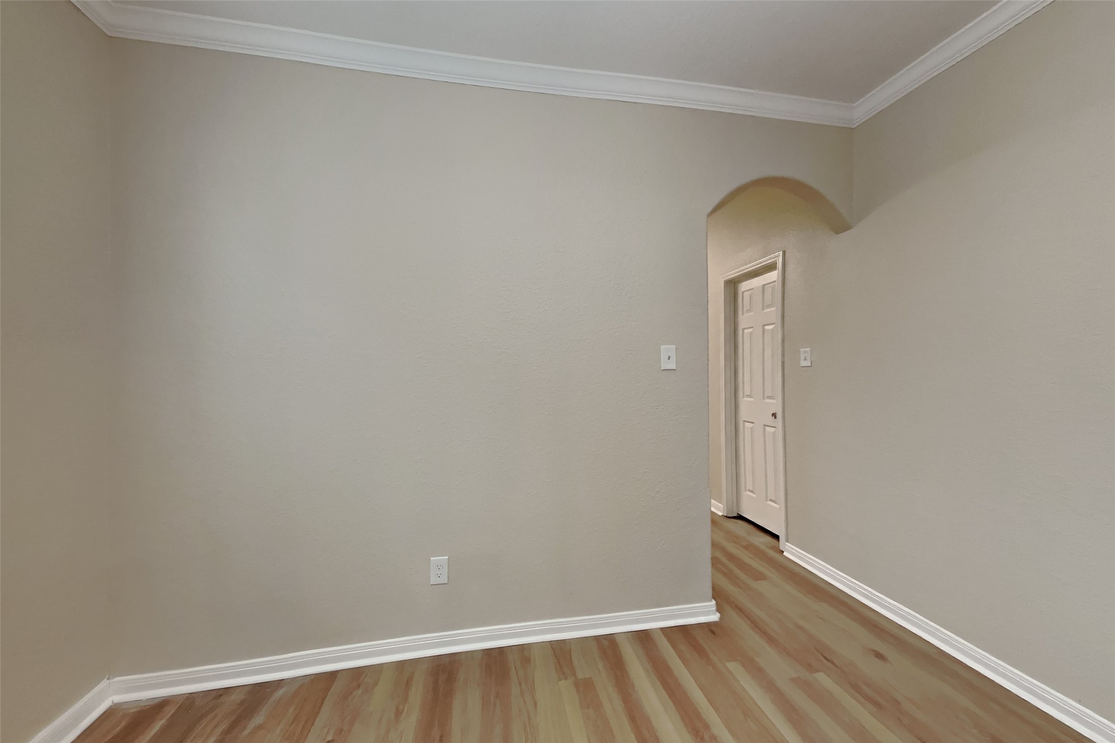 26871 Castlecliff Lane Property Photo 7