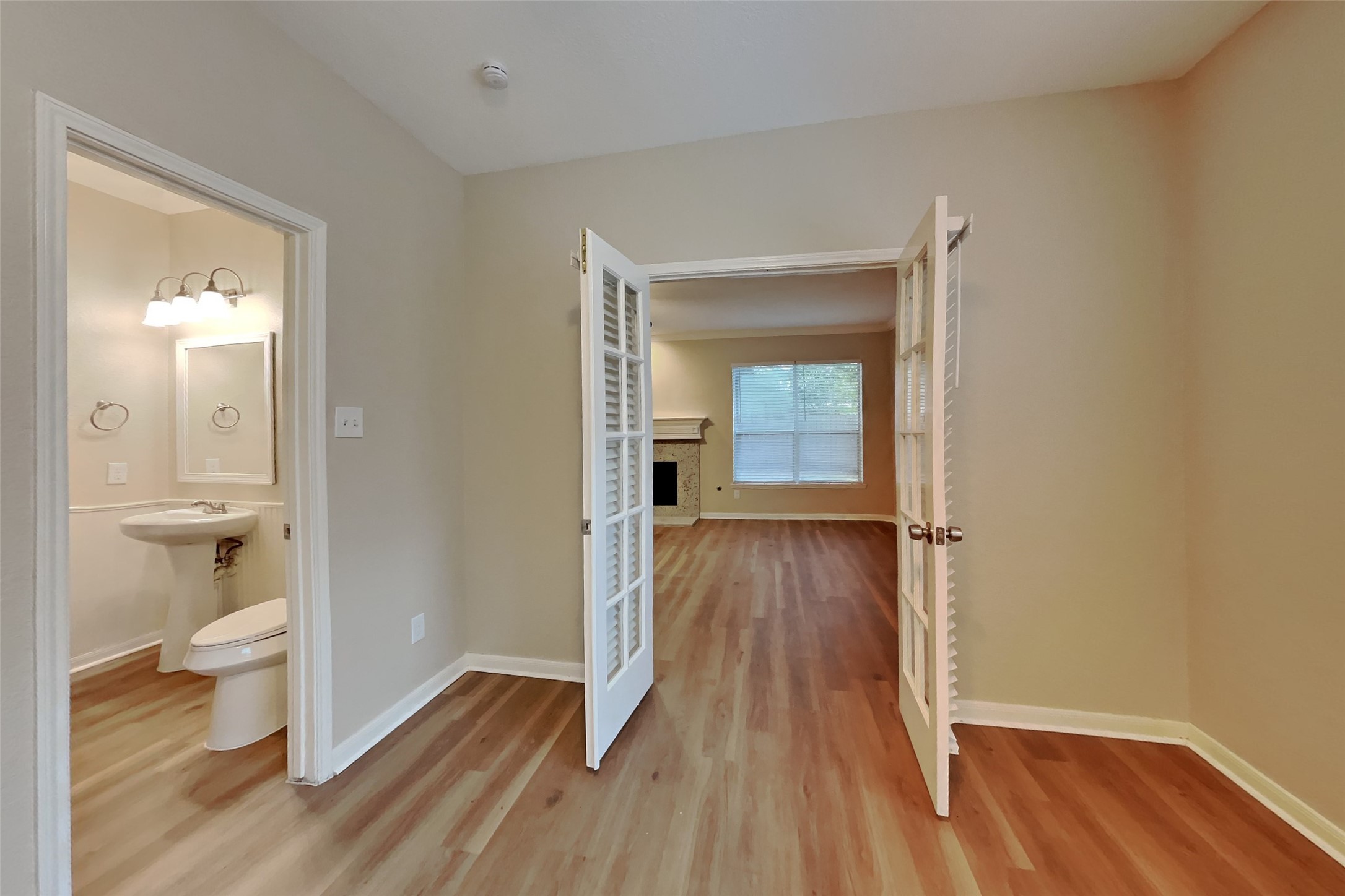26871 Castlecliff Lane Property Photo 16