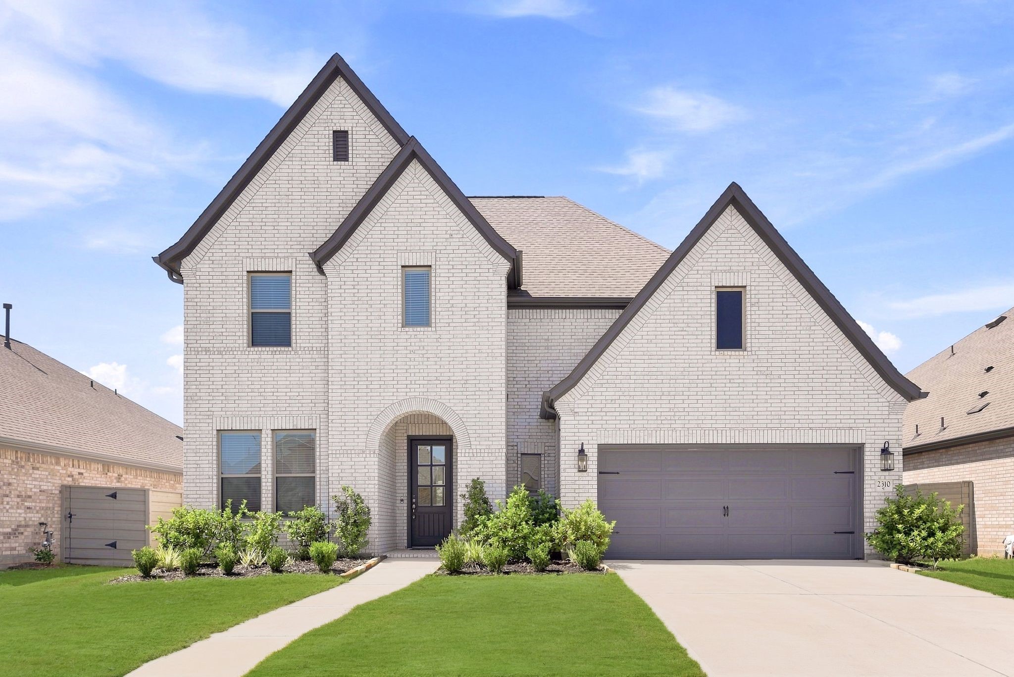 2310 Peach Oak Crossing Property Photo 1