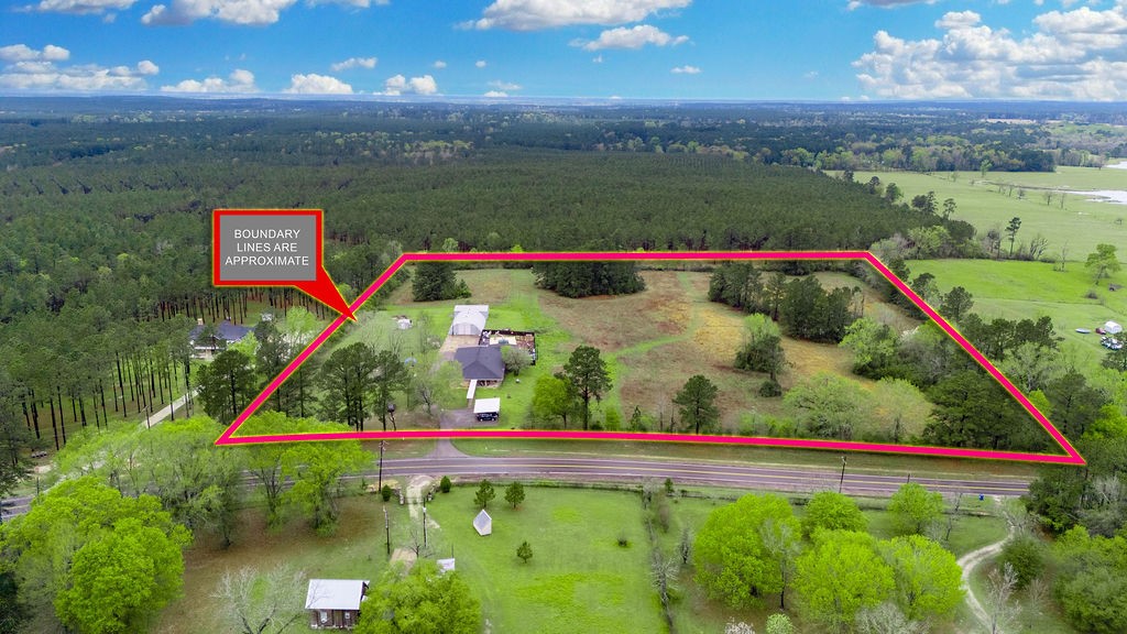 1560 Fm 355 Property Photo 2