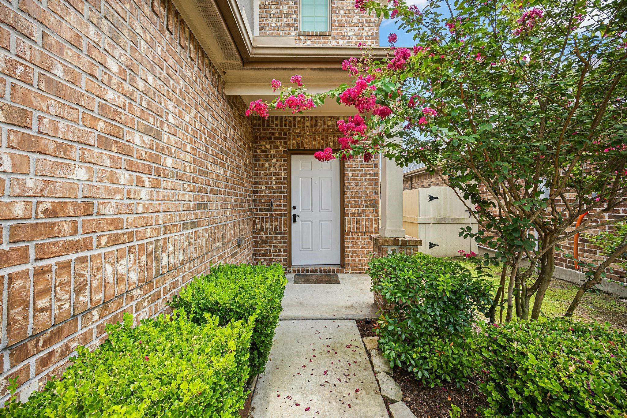 1607 City Pass Ln, Houston Tx 77047 Property Photo 6