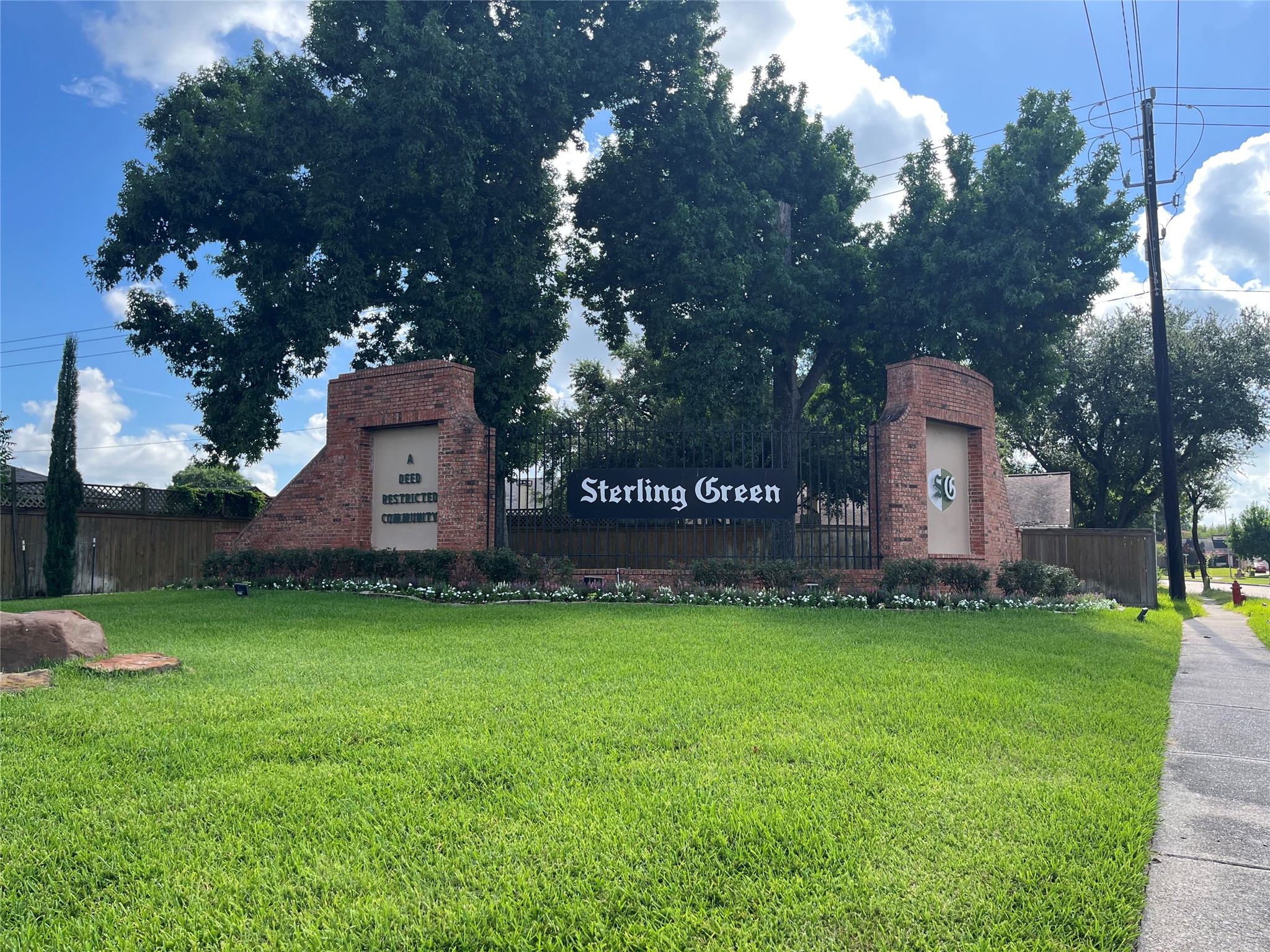14902 Scotter Drive Property Photo 4