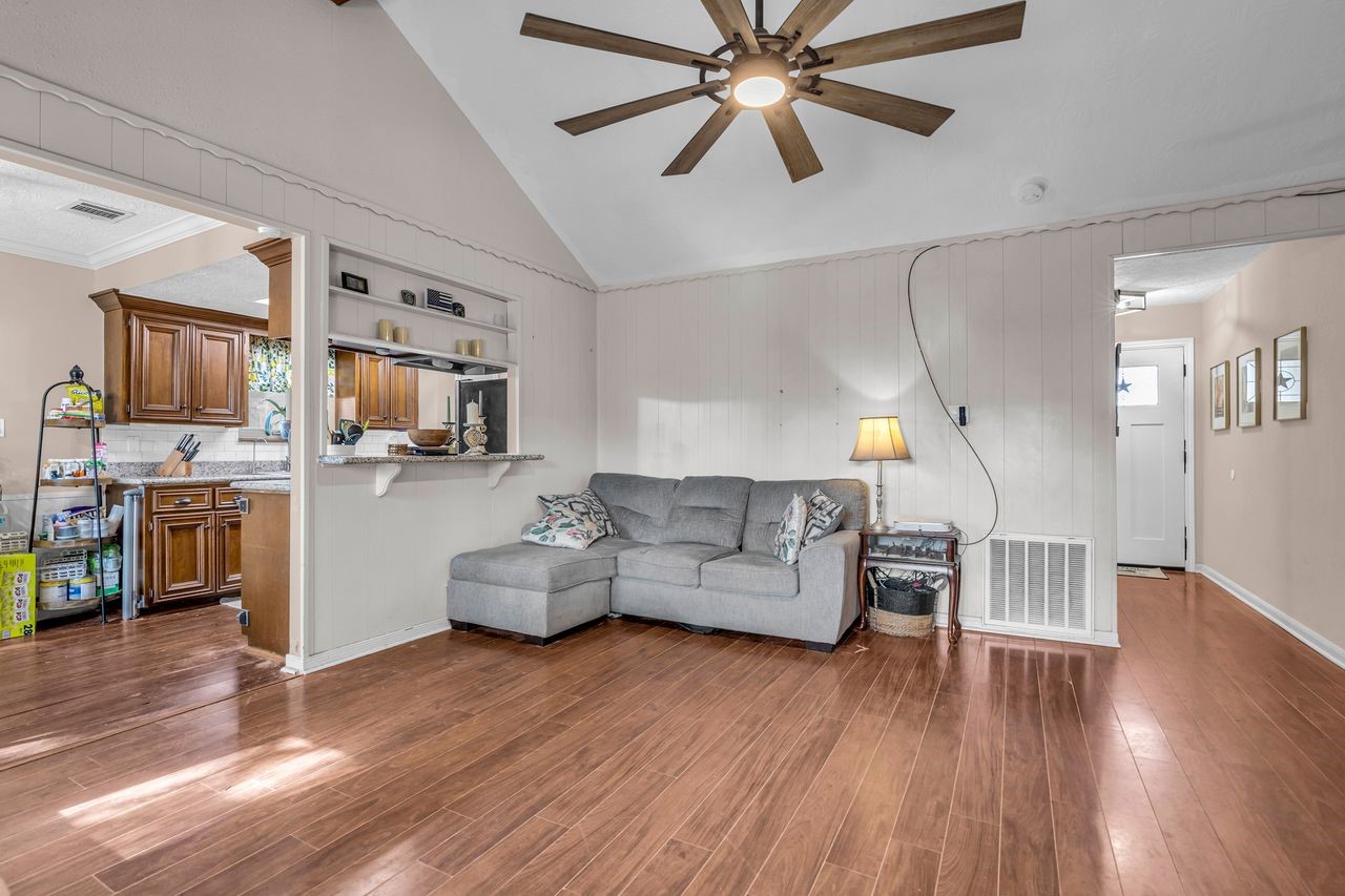 18019 Blundell Drive Property Photo 2