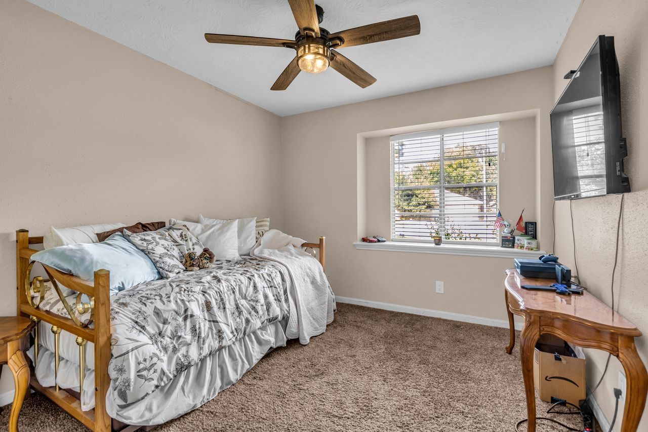 18019 Blundell Drive Property Photo 21