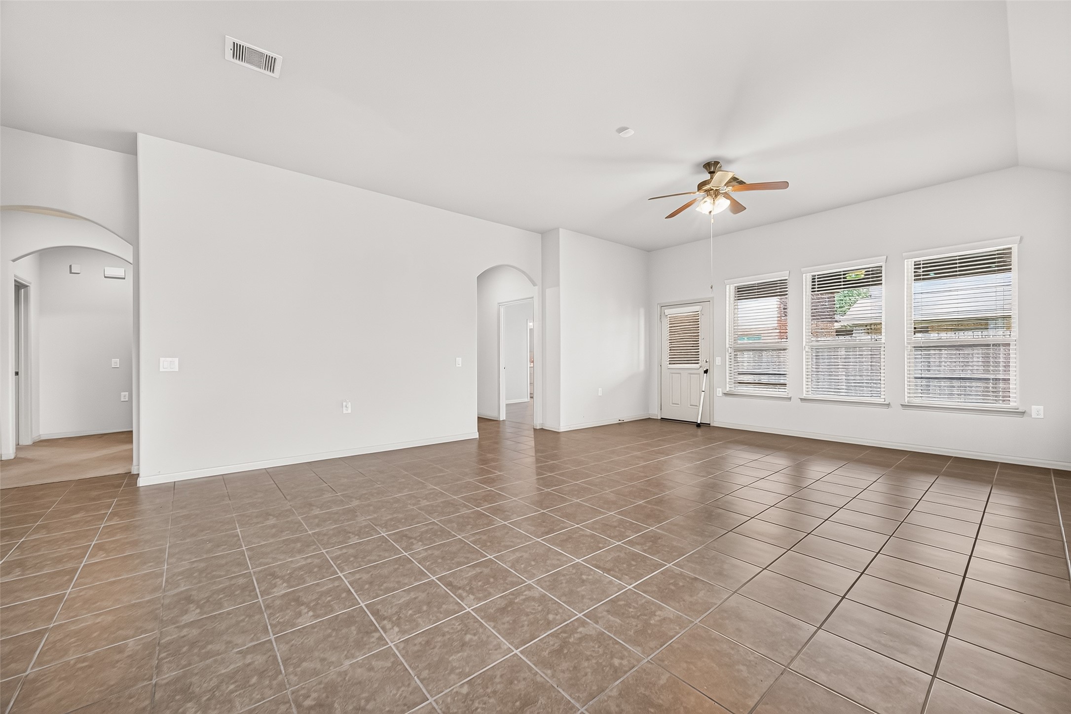 24302 Bella Florence Drive Property Photo 15