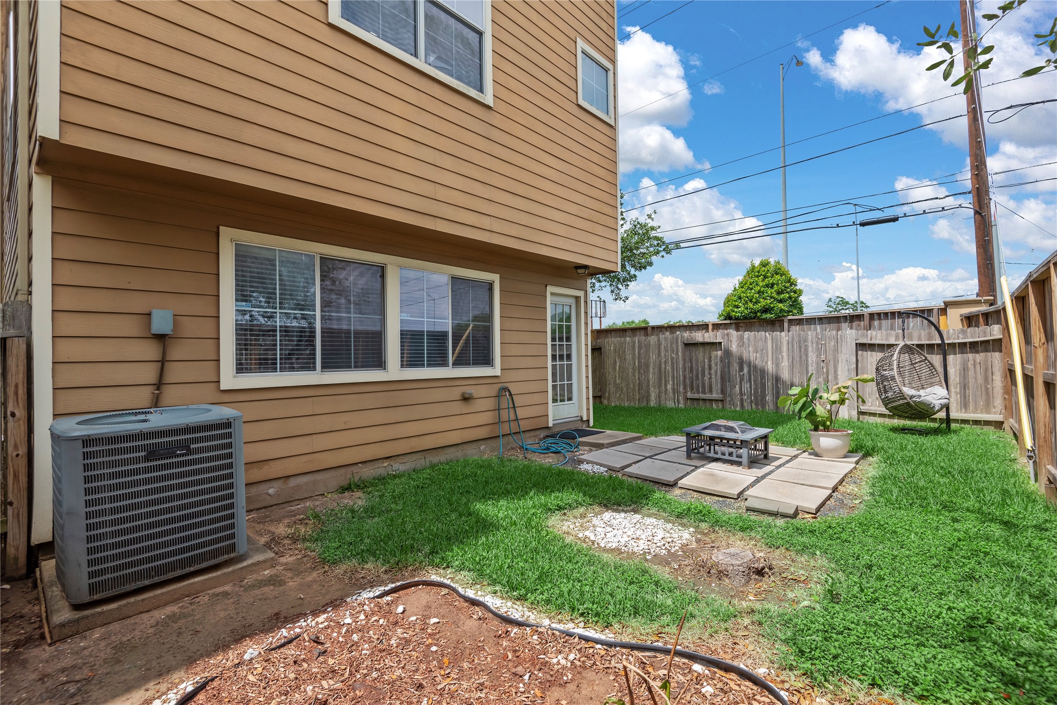 3103 Clearview Circle Property Photo 2