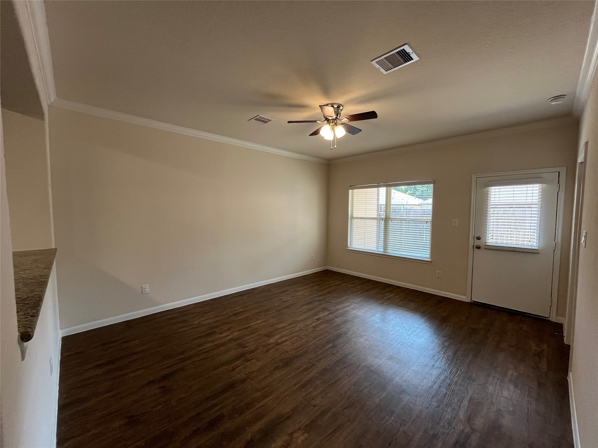 601 Rosewood Street Property Photo 3