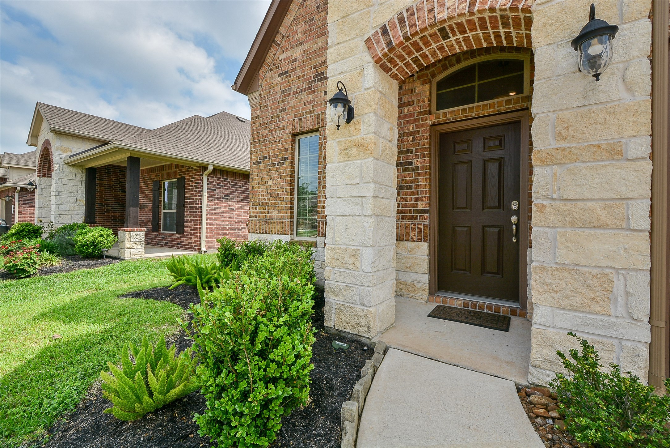 18519 Cypress Steppe Lane Property Photo 2