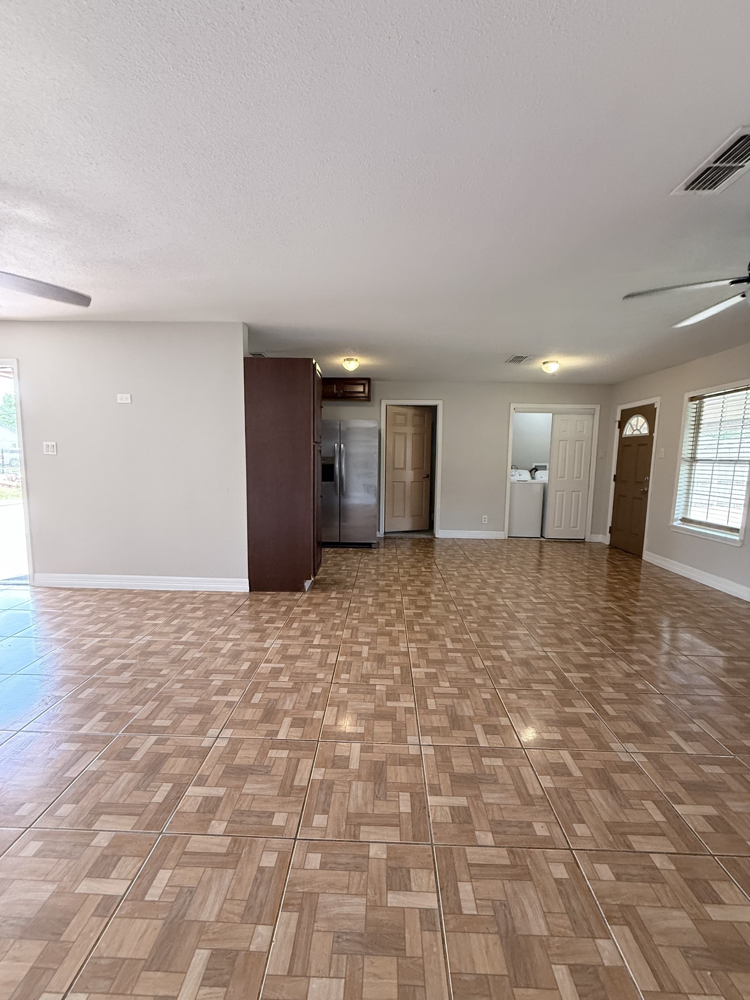 909 Rittenhouse Street Property Photo 4