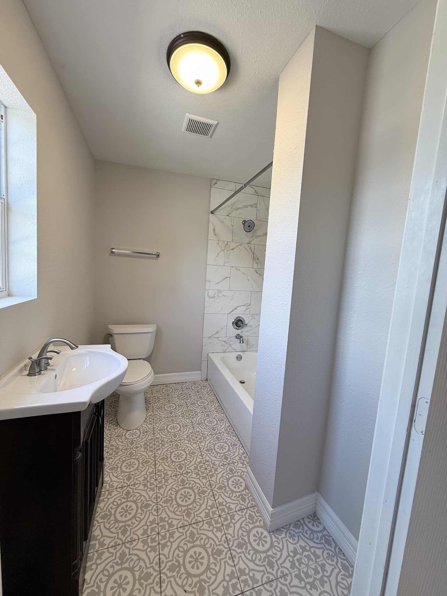 909 Rittenhouse Street Property Photo 9