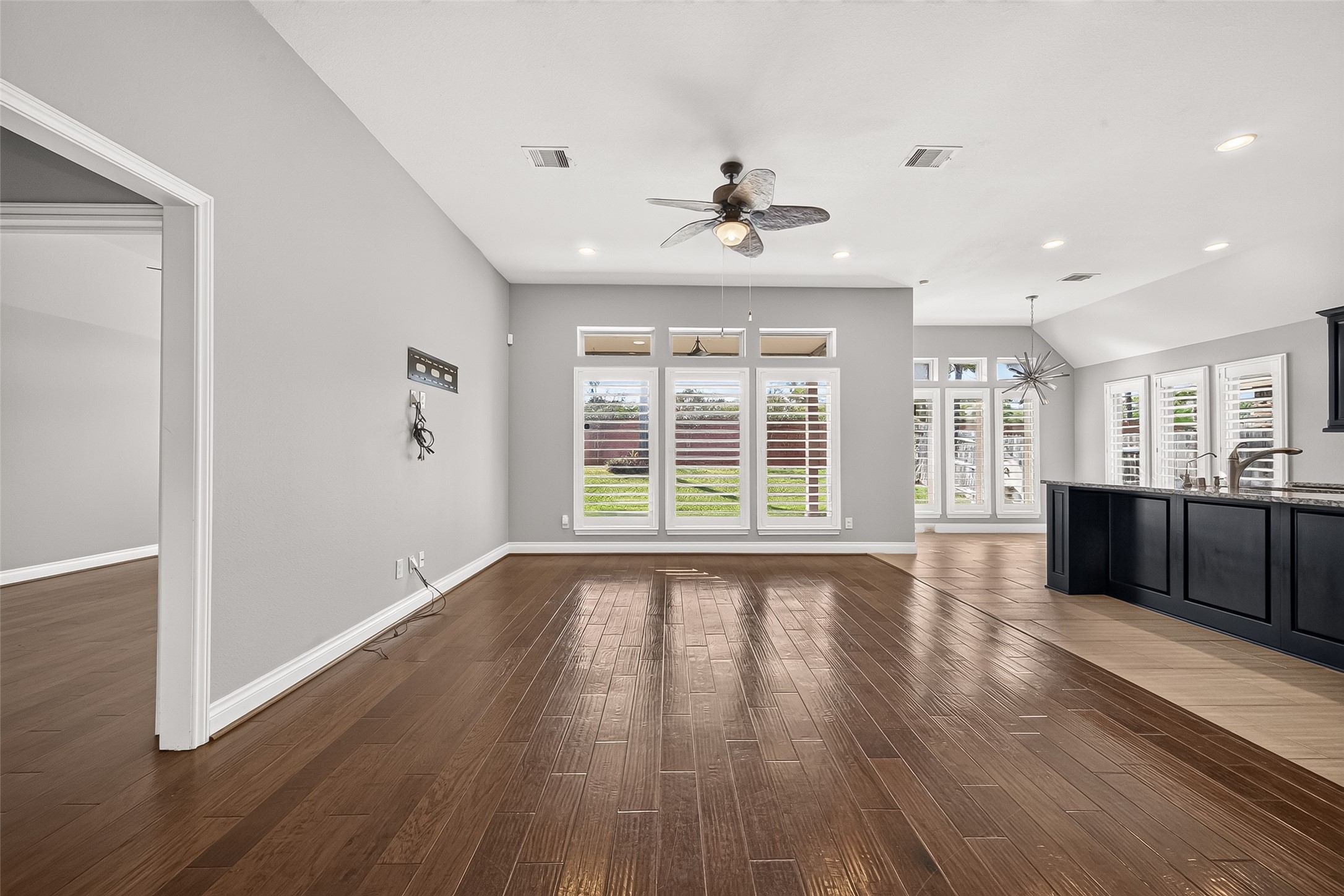 2608 Mountain Sage Drive Property Photo 12