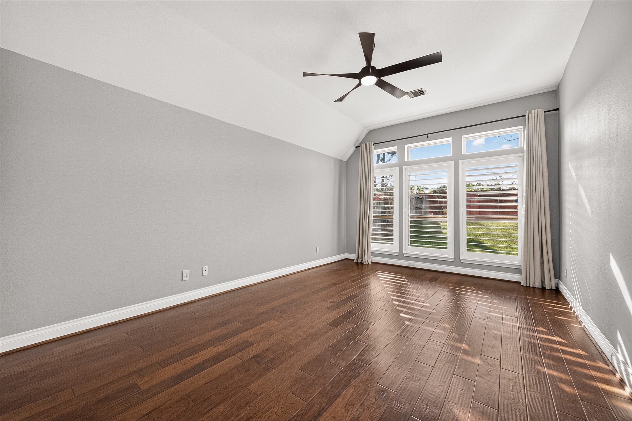 2608 Mountain Sage Drive Property Photo 32