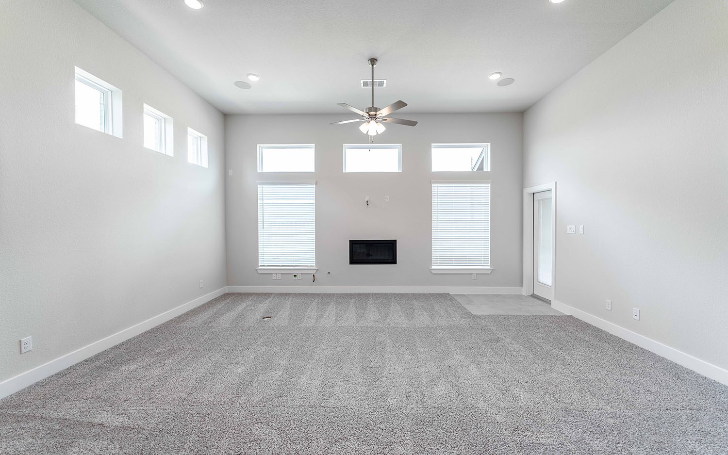 8915 Rose Jade Drive Property Photo 10