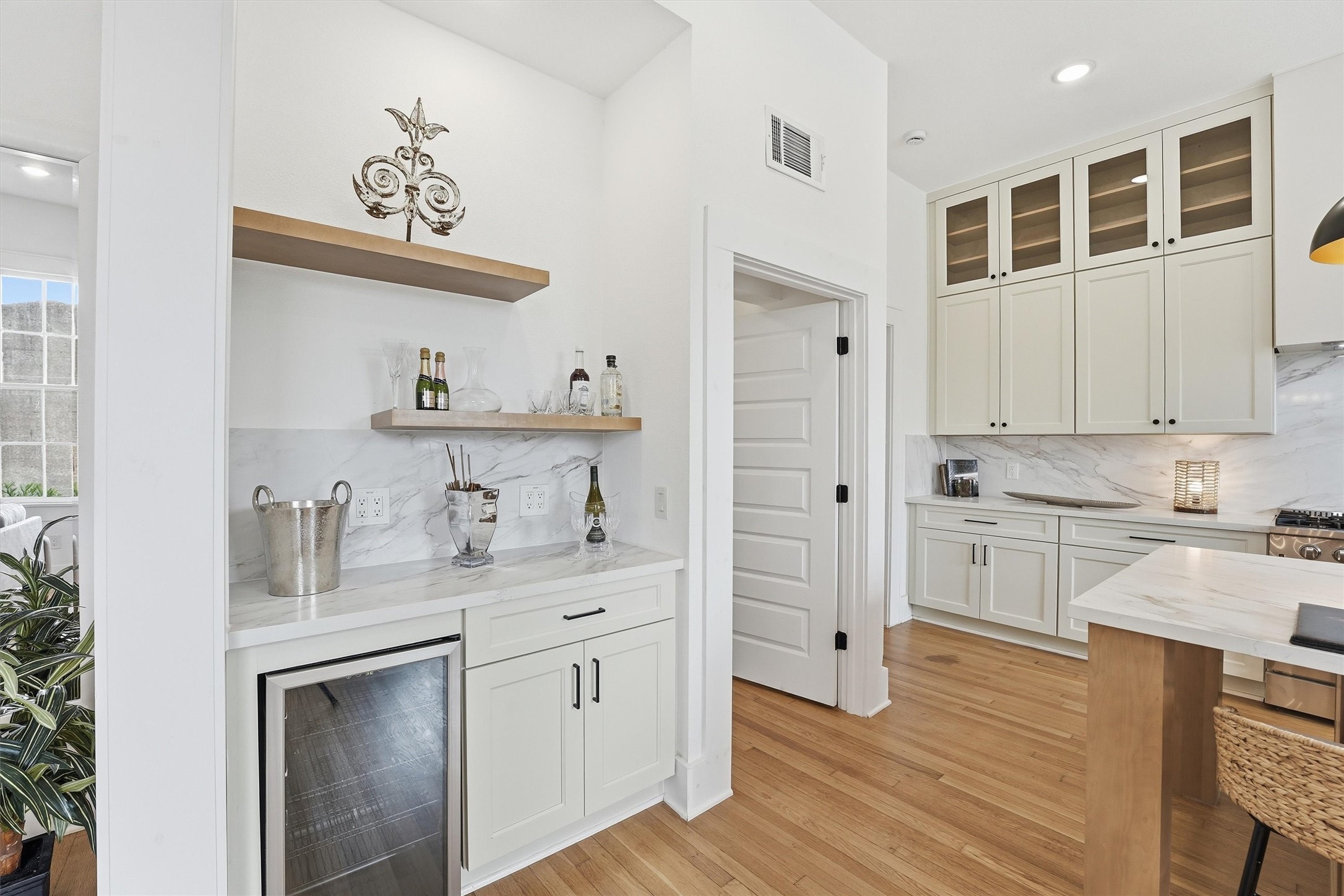 1803 27th Street Property Photo 7