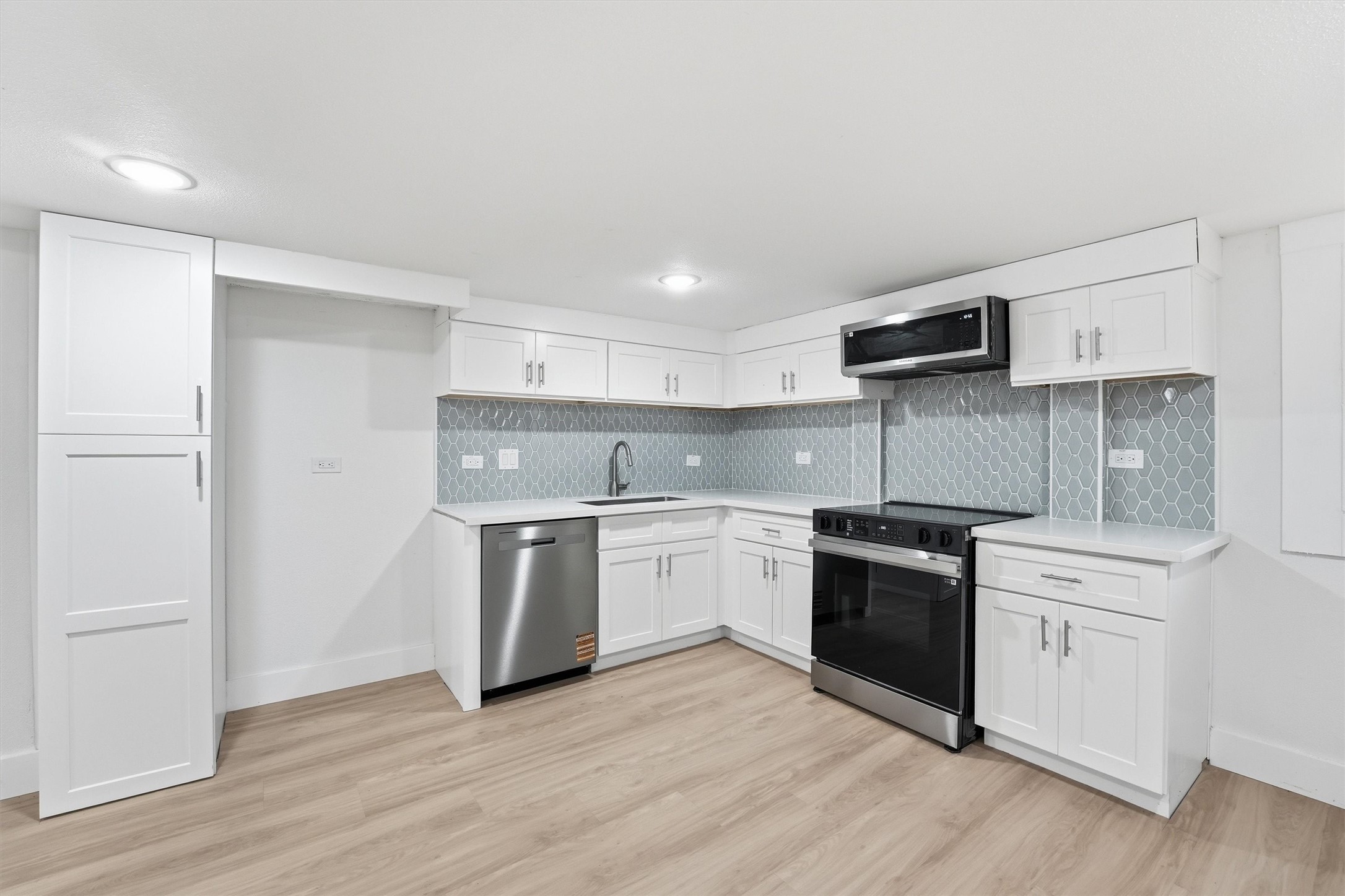 1803 27th Street Property Photo 28