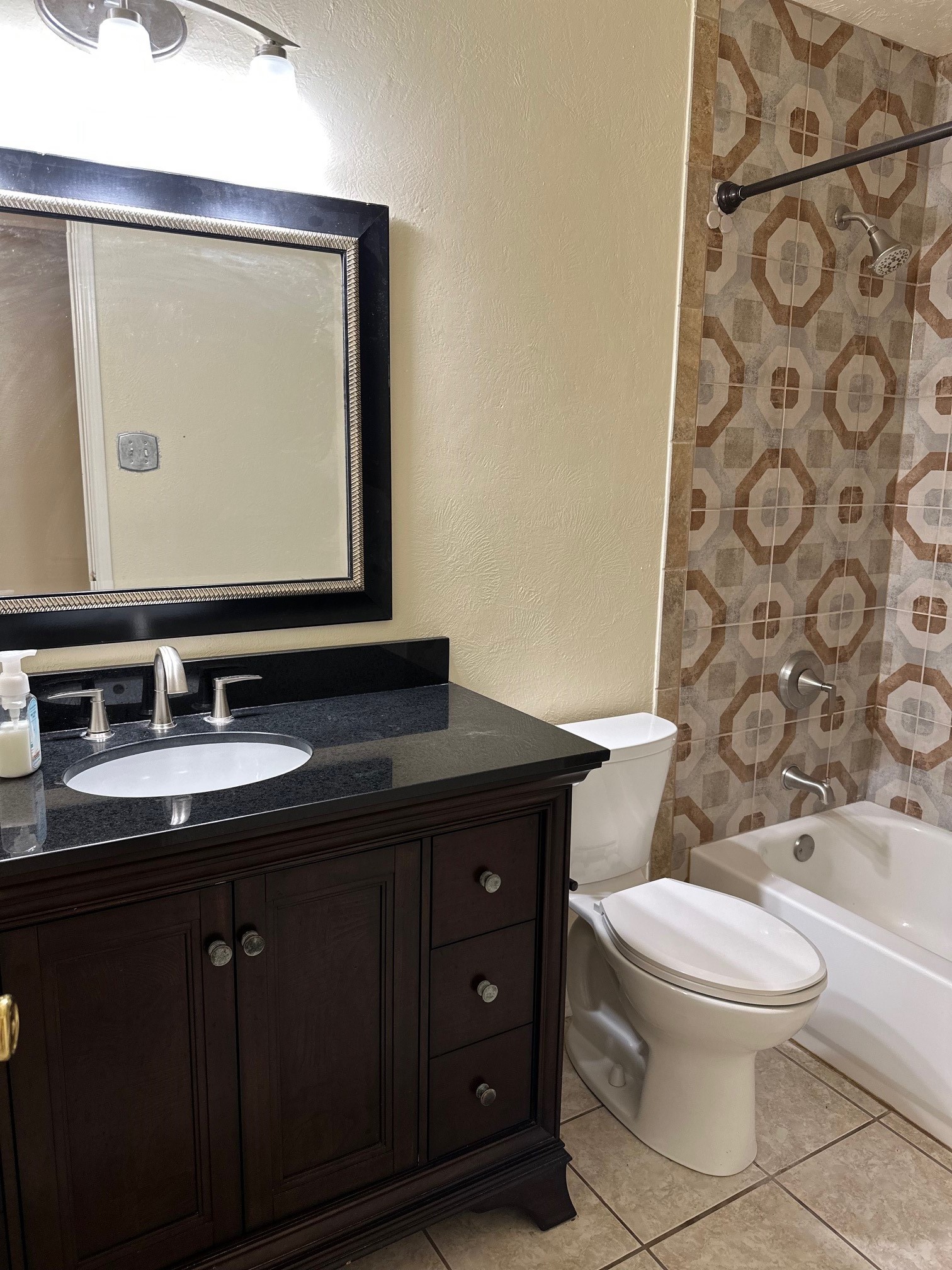 6815 Stratford Park Drive Property Photo 13