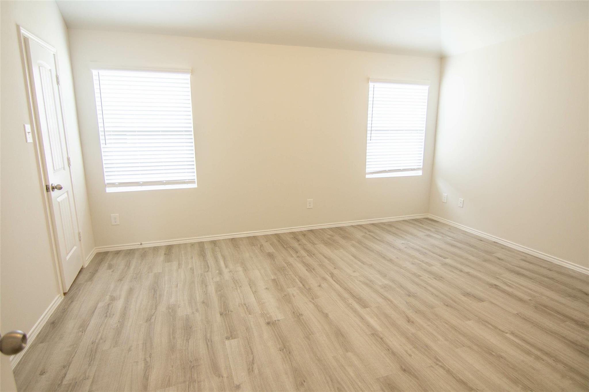 5310 Tobins Gully Drive Property Photo 7