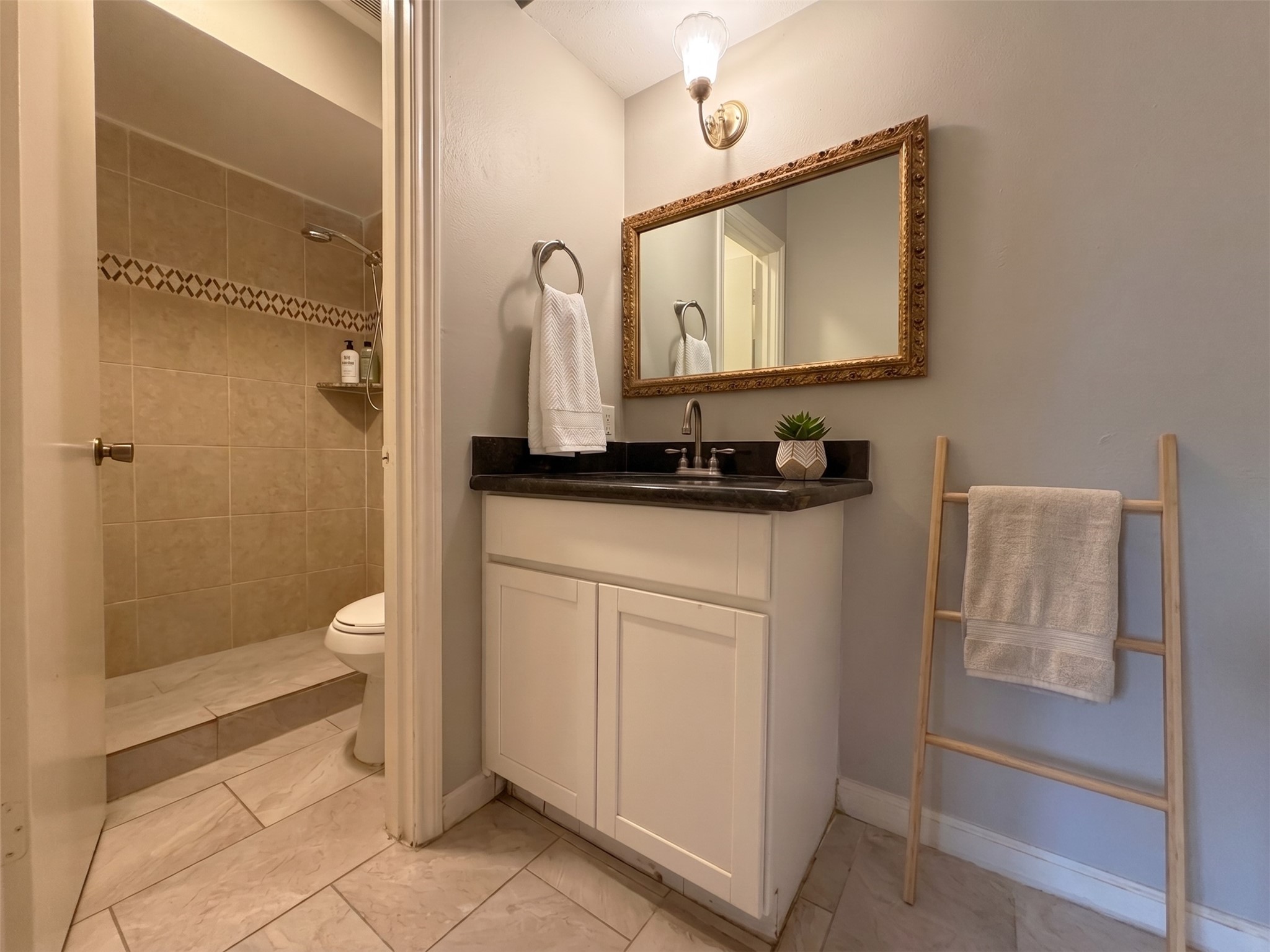 4128 Meyerwood Drive Property Photo 14
