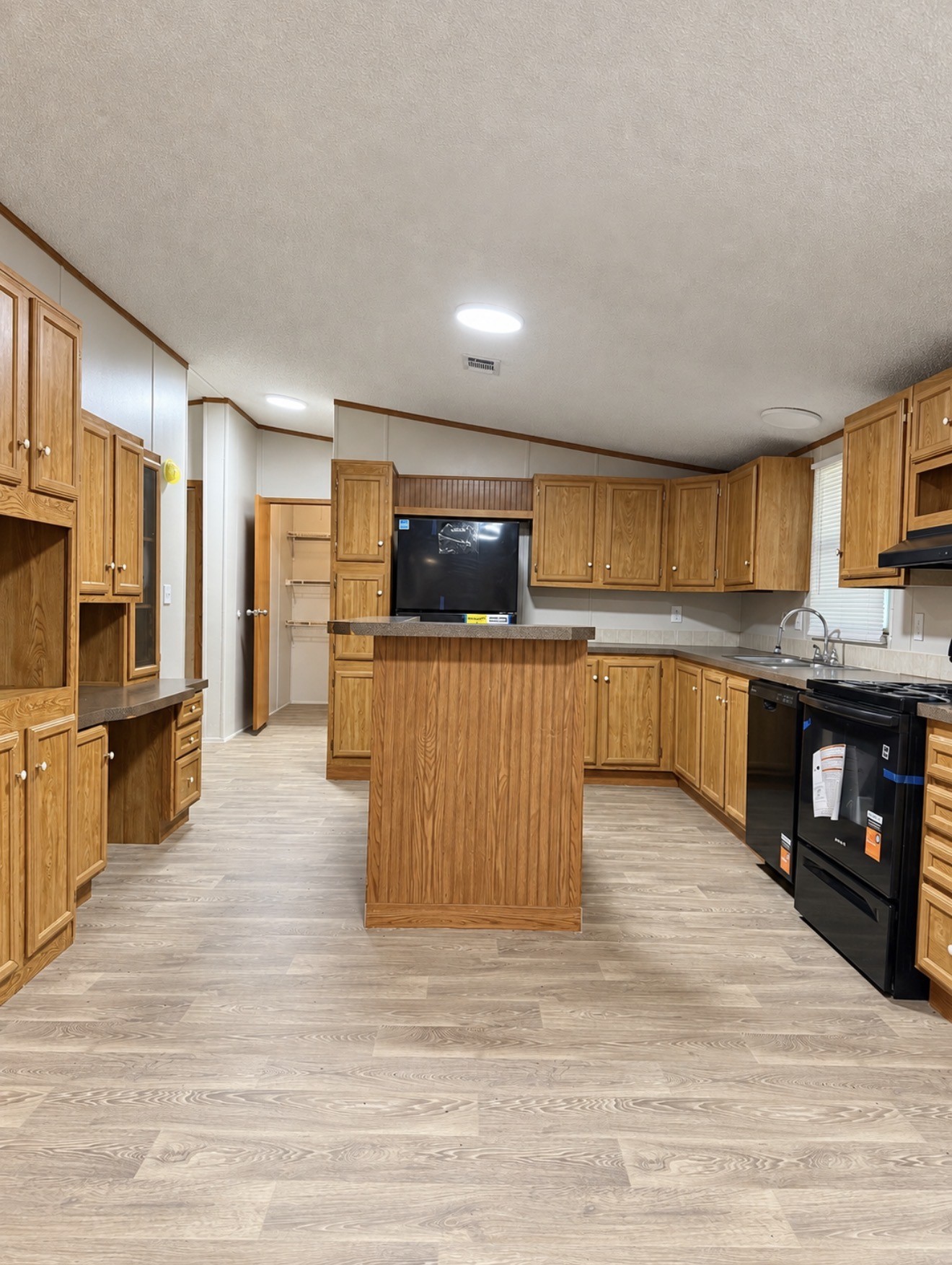 1755 Fox Drive Property Photo 21